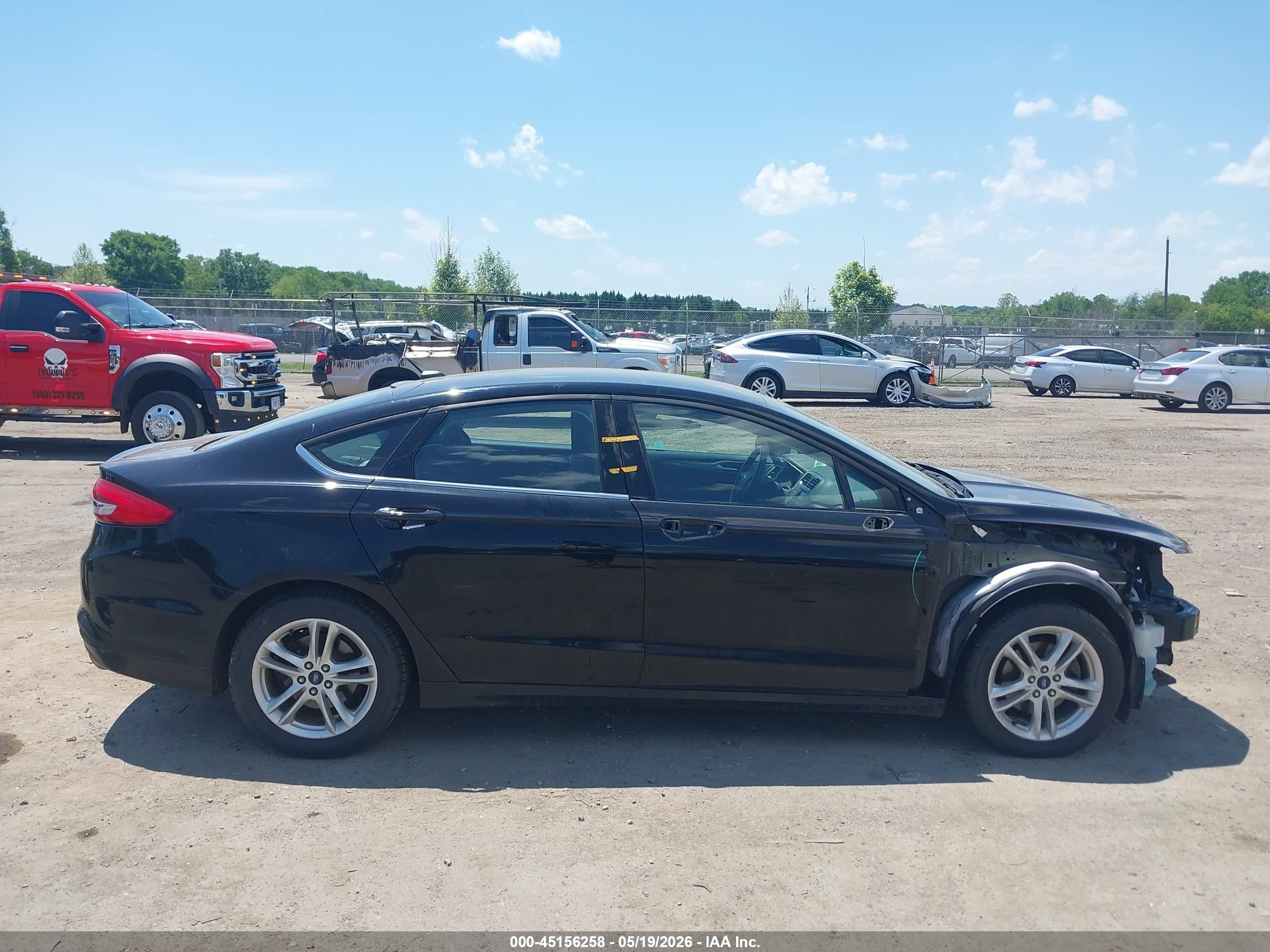 2018 Ford Fusion Se Black vin: 3FA6P0H77JR170385