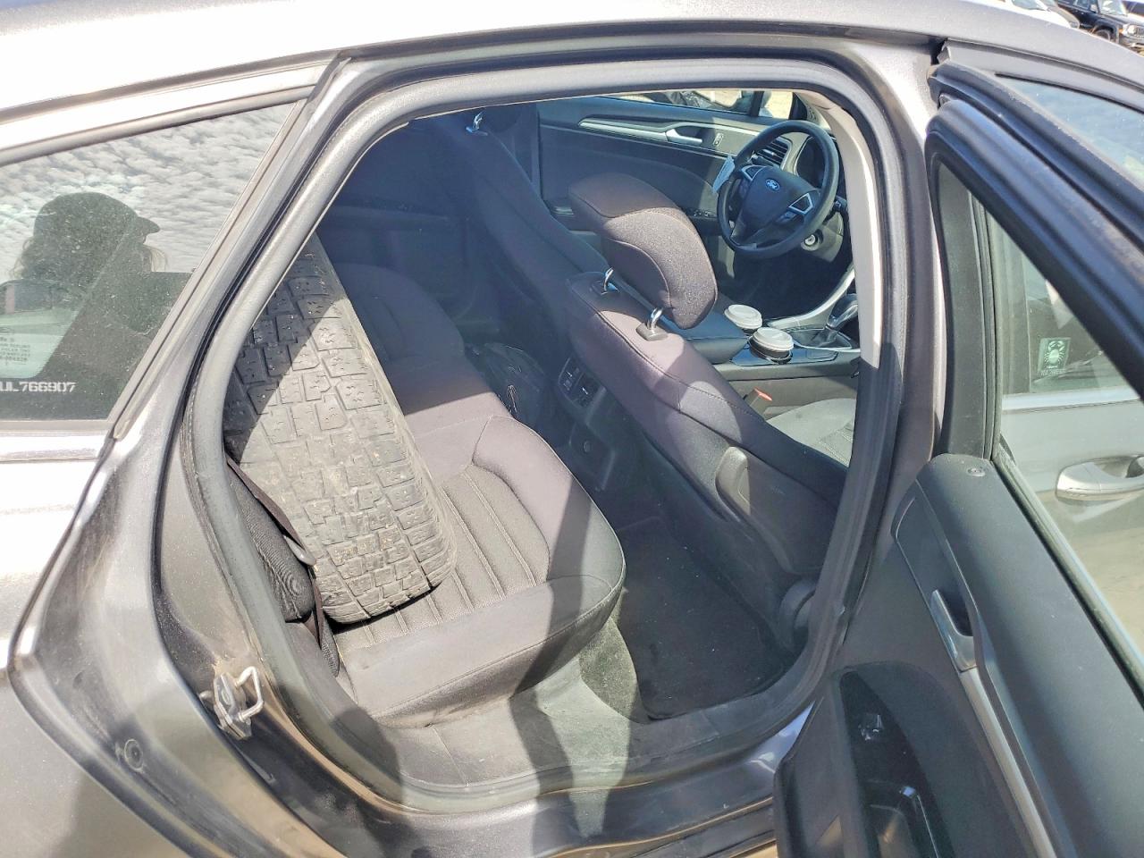 2013 Ford Fusion Se Gray vin: 3FA6P0H78DR104383