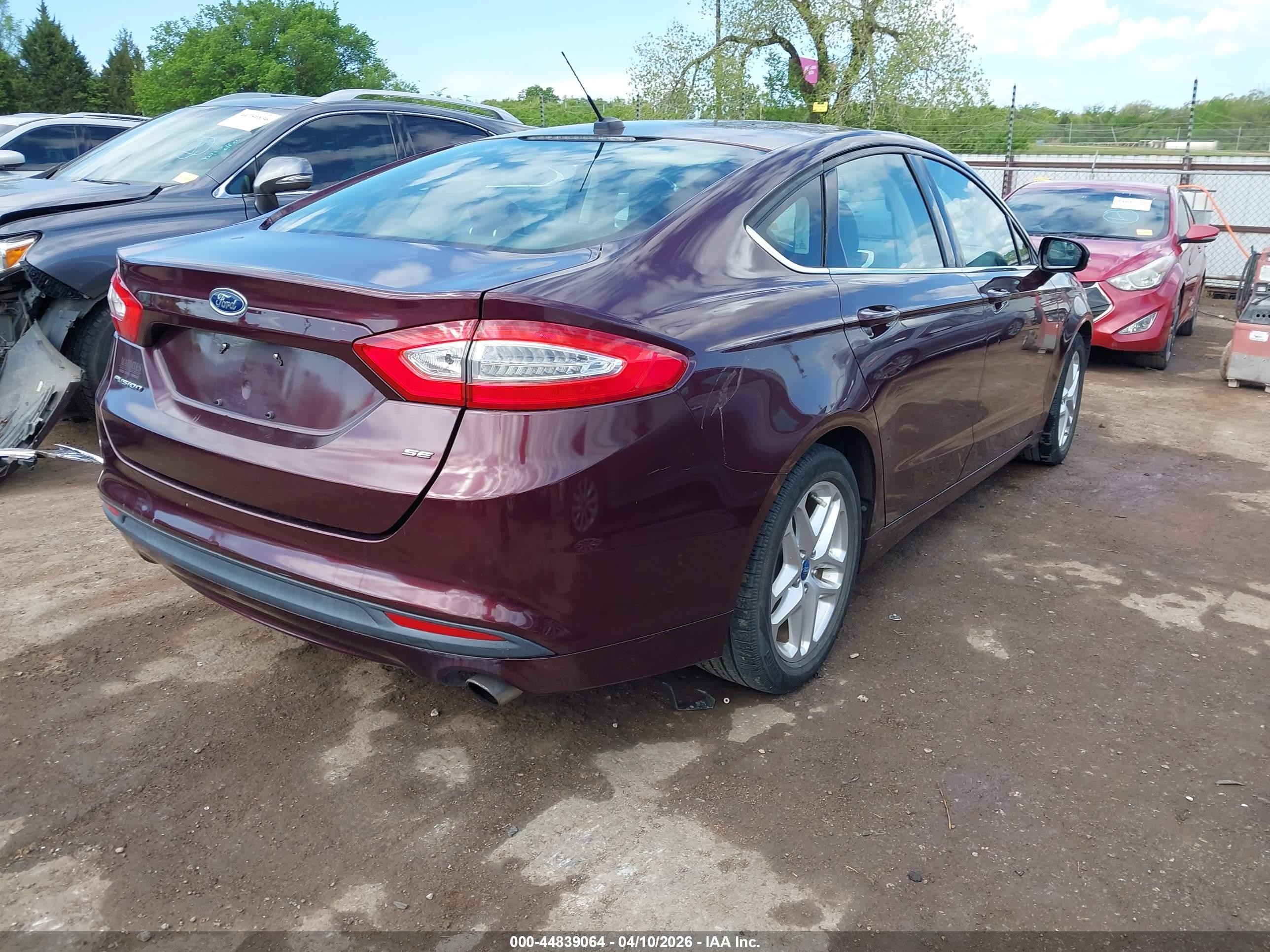 2013 Ford Fusion Se Maroon vin: 3FA6P0H78DR165605