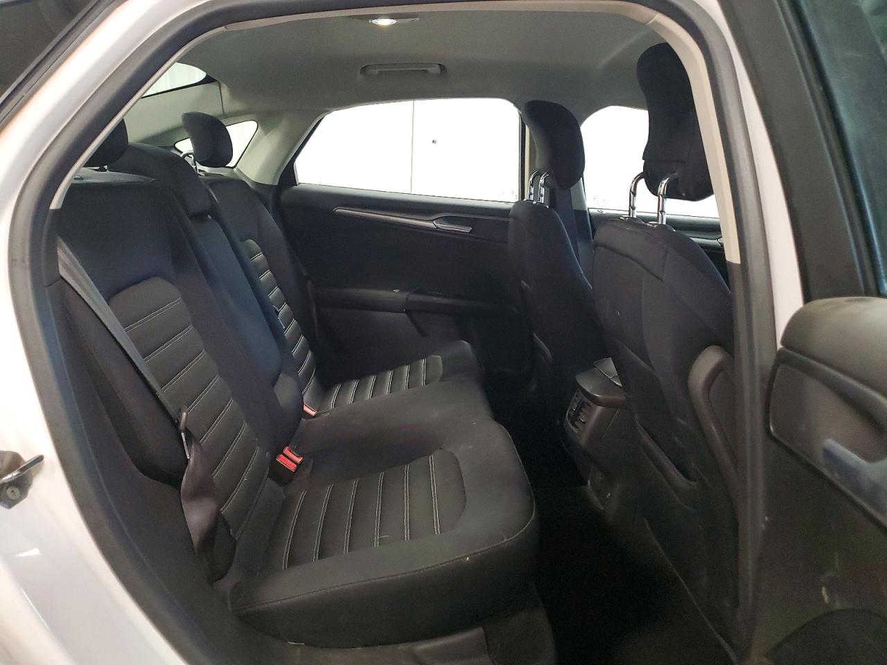 2013 Ford Fusion Se White vin: 3FA6P0H78DR235054