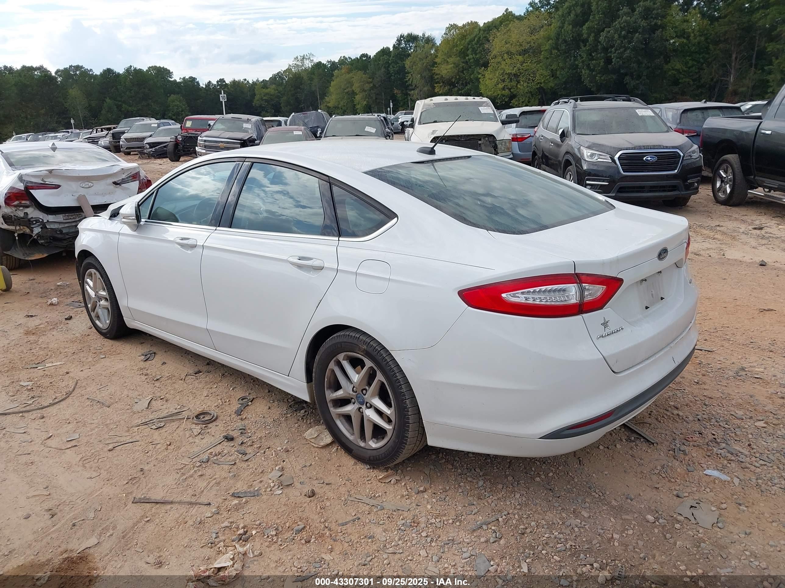2013 Ford Fusion Se White vin: 3FA6P0H78DR275845
