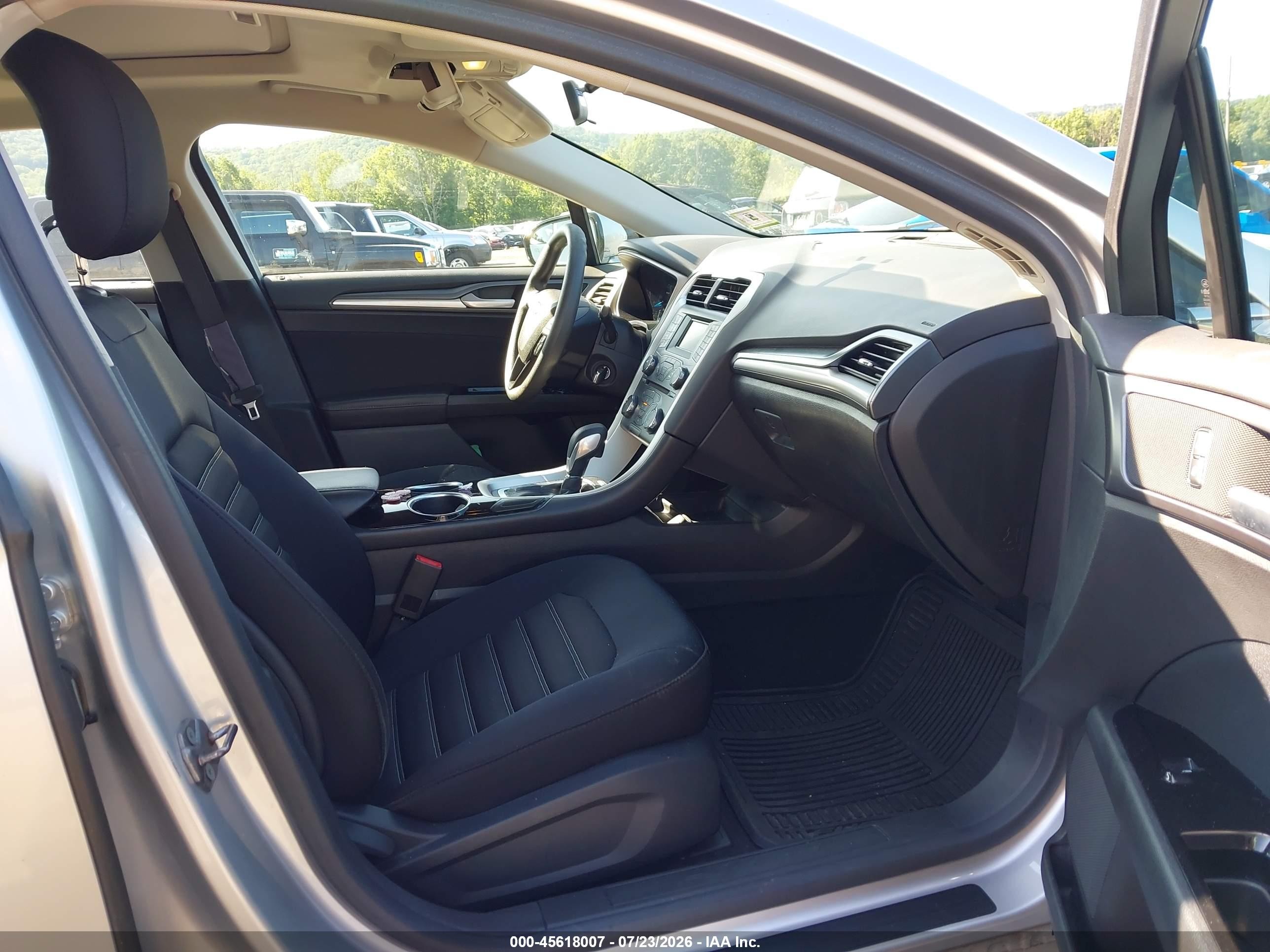 2013 Ford Fusion Se Silver vin: 3FA6P0H78DR335574