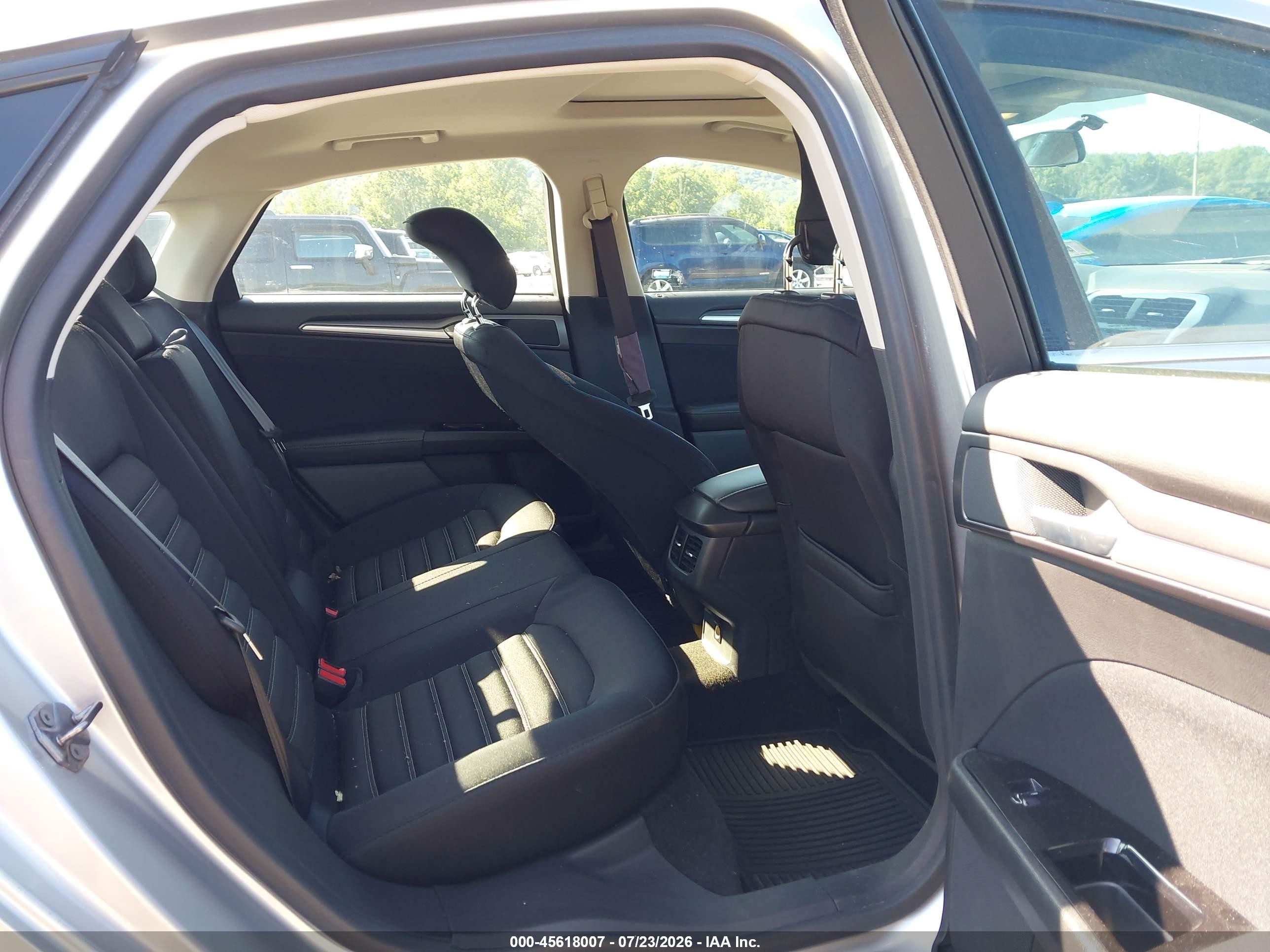 2013 Ford Fusion Se Silver vin: 3FA6P0H78DR335574