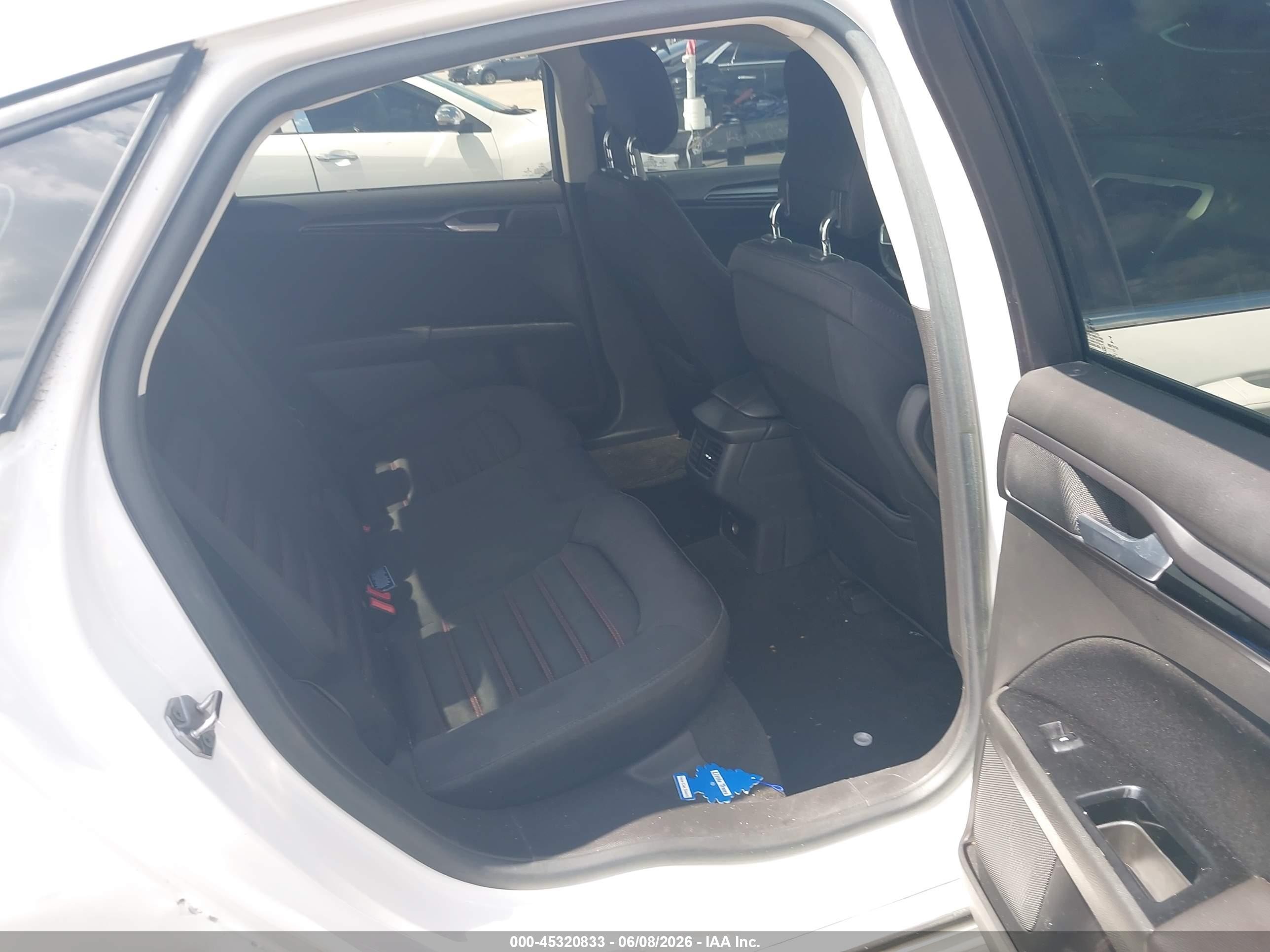 2013 Ford Fusion Se White vin: 3FA6P0H78DR381888