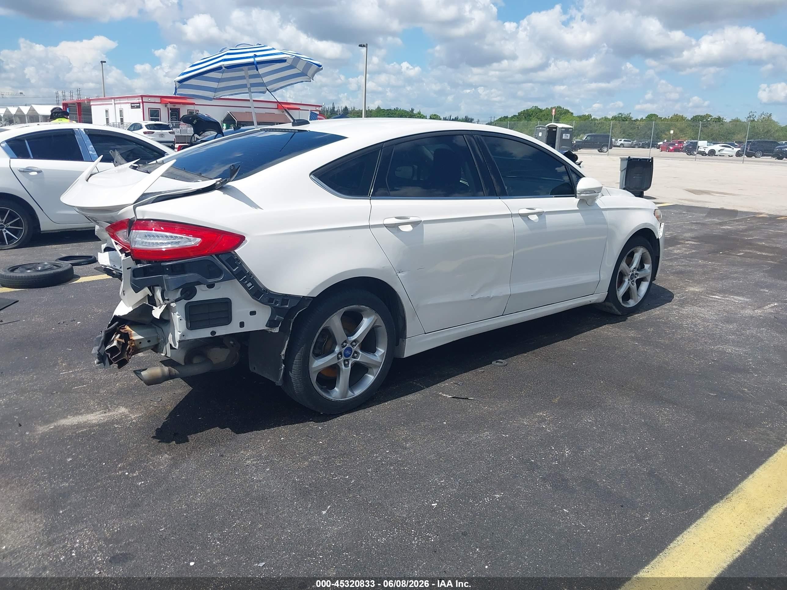 2013 Ford Fusion Se White vin: 3FA6P0H78DR381888
