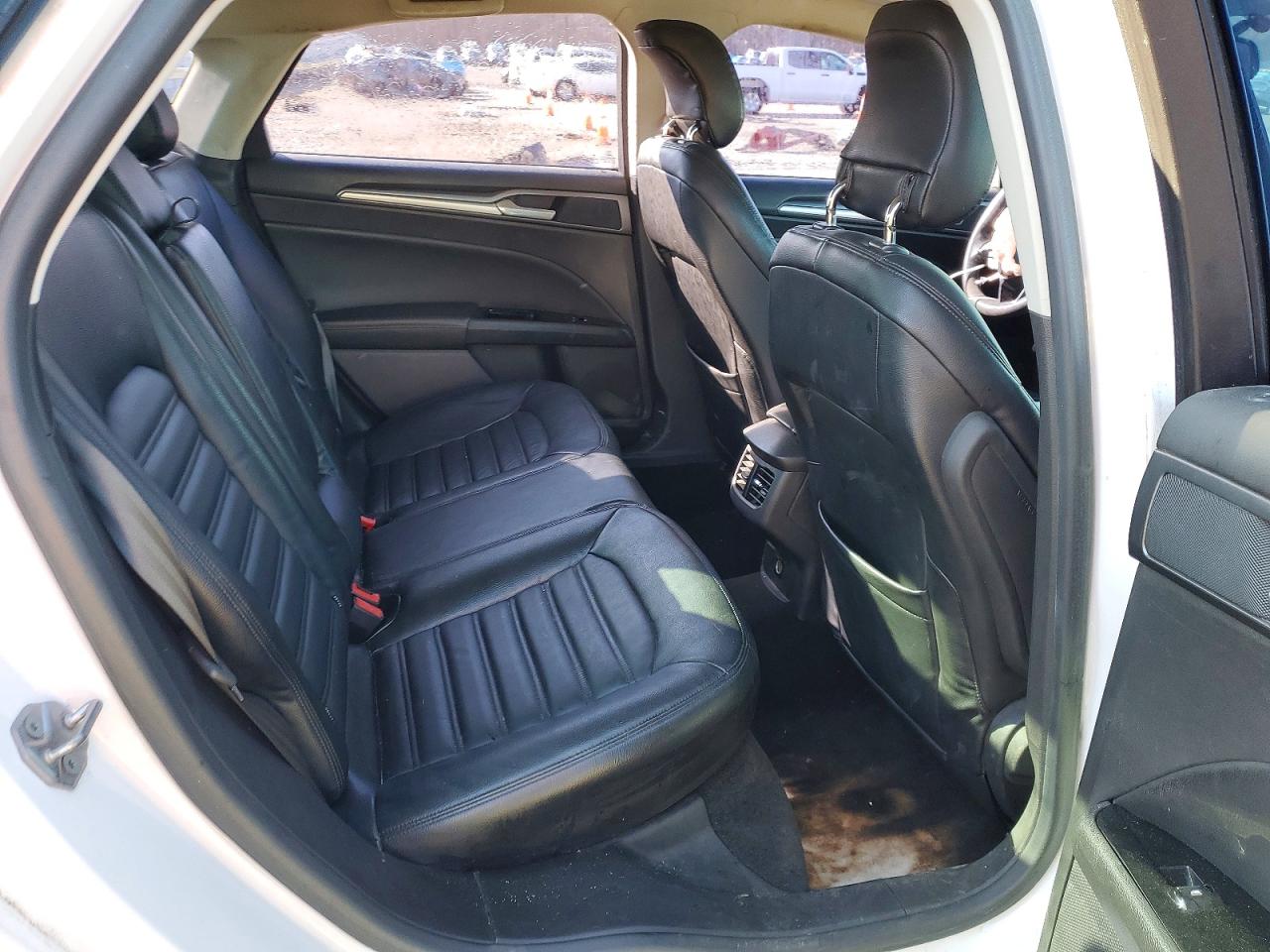 2013 Ford Fusion Se White vin: 3FA6P0H78DR382488
