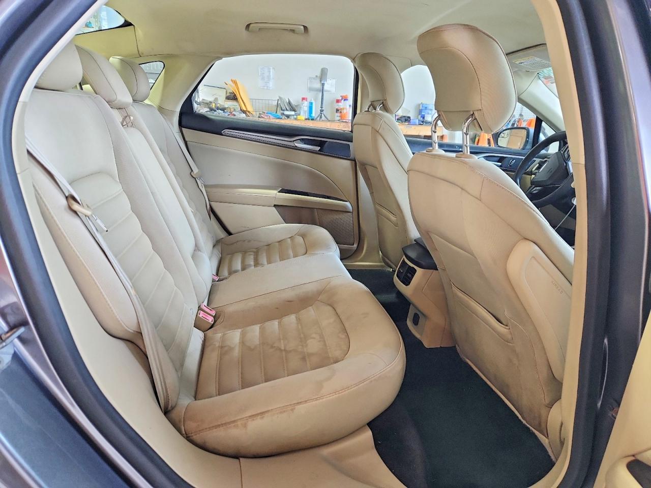 2014 Ford Fusion Se Gray vin: 3FA6P0H78ER143556