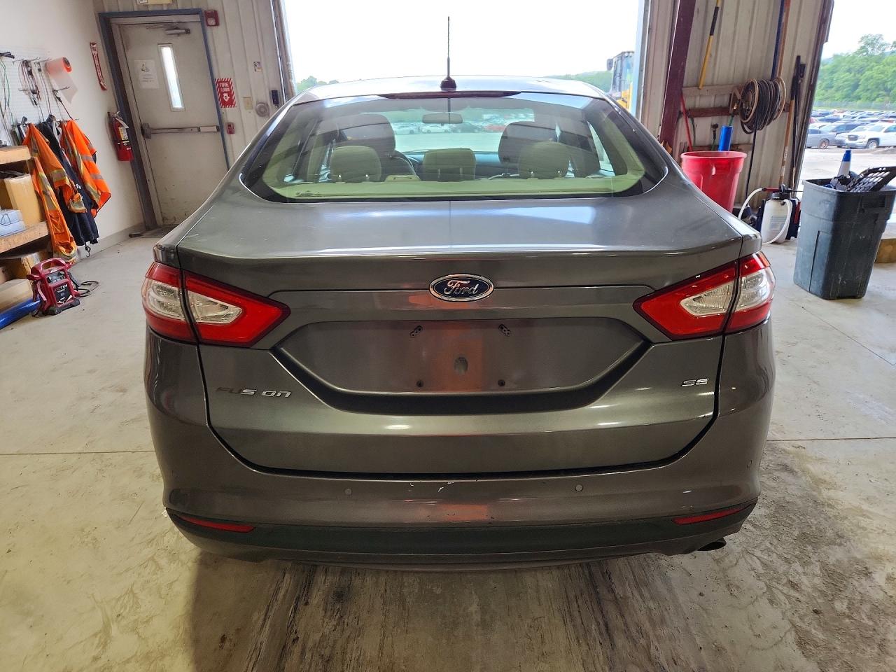 2014 Ford Fusion Se Gray vin: 3FA6P0H78ER143556