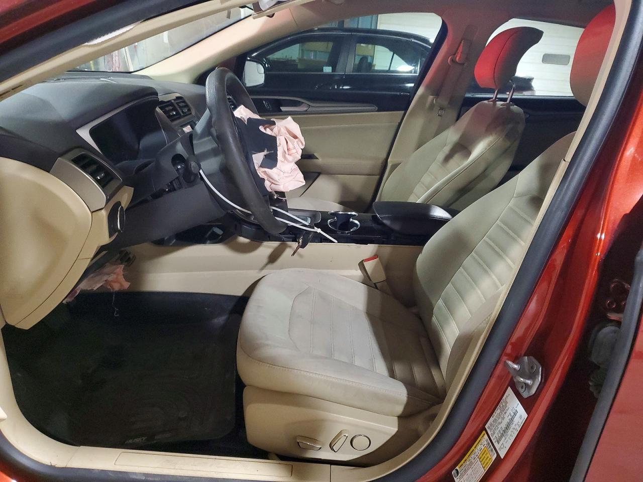 2014 Ford Fusion Red vin: 3FA6P0H78ER175875