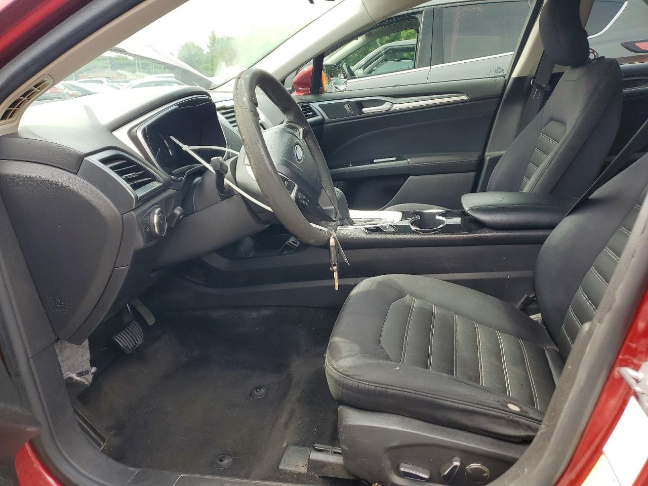 2014 Ford Fusion Se Red vin: 3FA6P0H78ER238229
