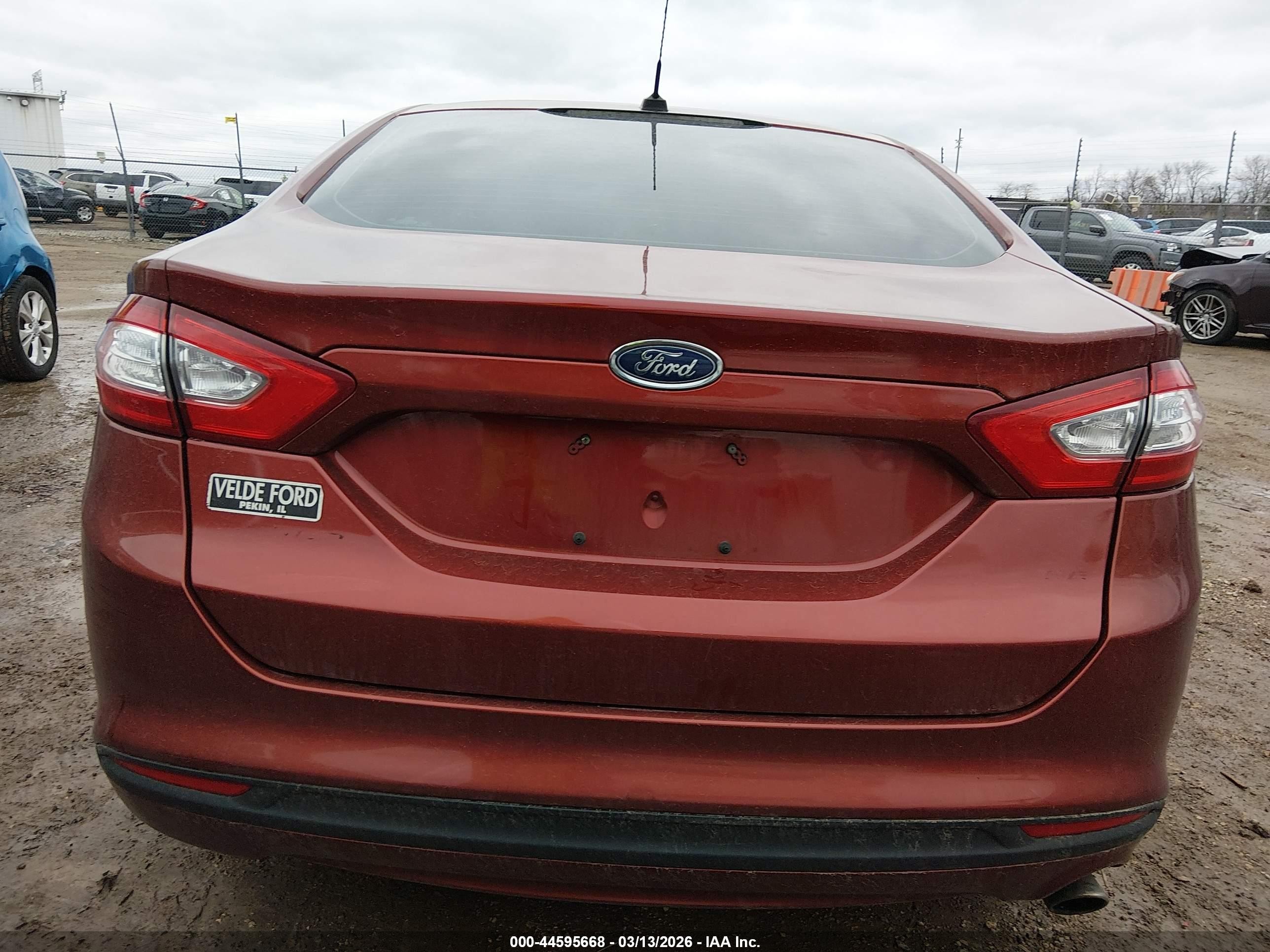2014 Ford Fusion Se Red vin: 3FA6P0H78ER244130