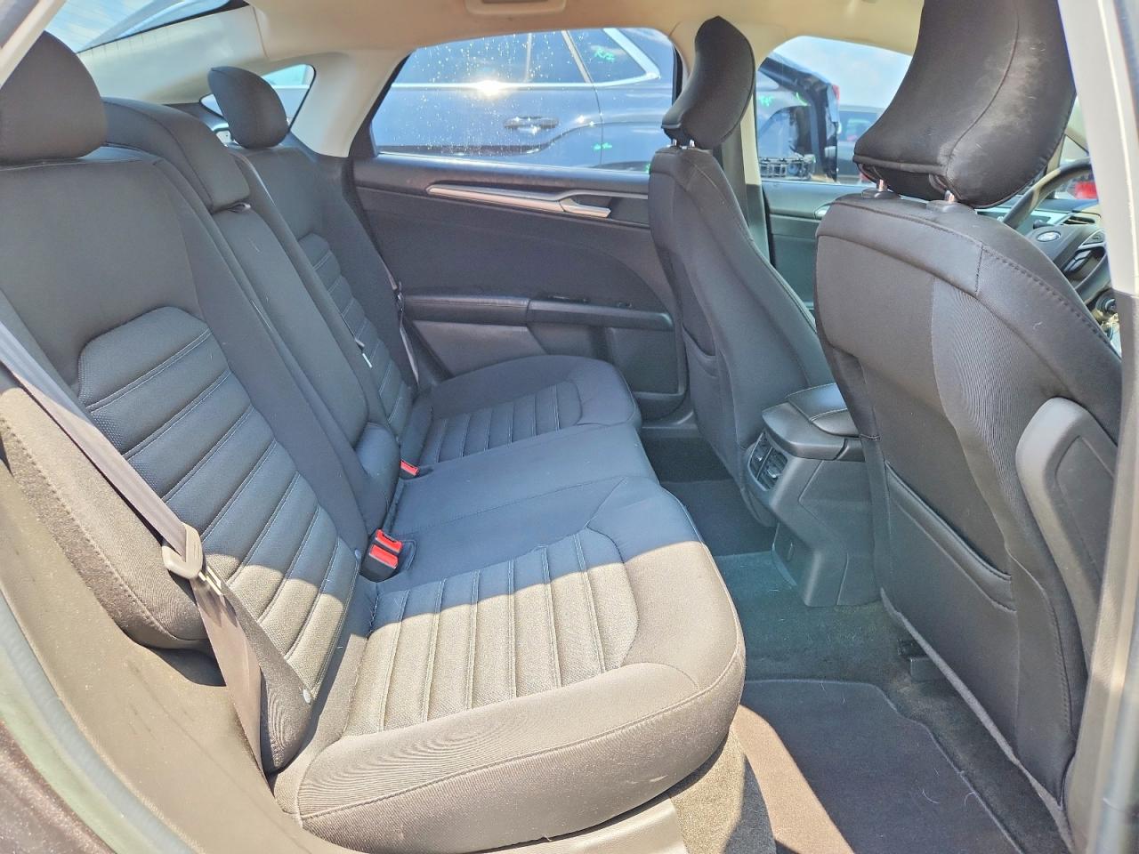 2015 Ford Fusion Se Gray vin: 3FA6P0H78FR203675