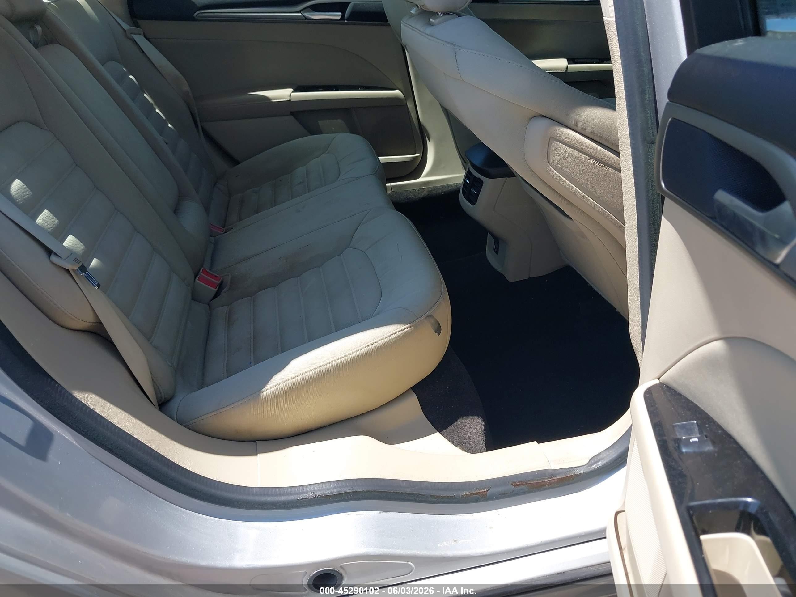 2015 Ford Fusion Se Silver vin: 3FA6P0H78FR208522
