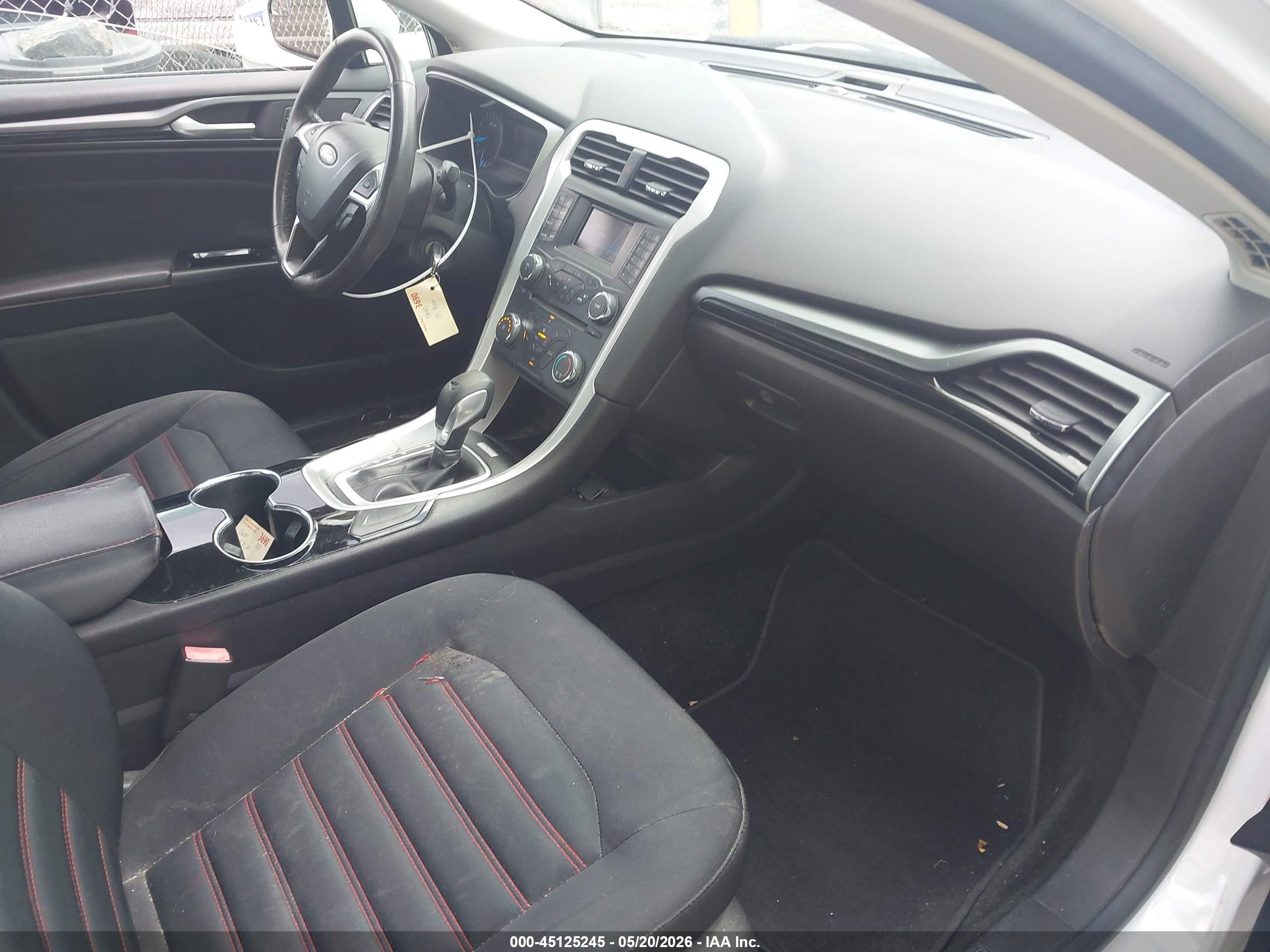 2015 Ford Fusion Se White vin: 3FA6P0H78FR216930
