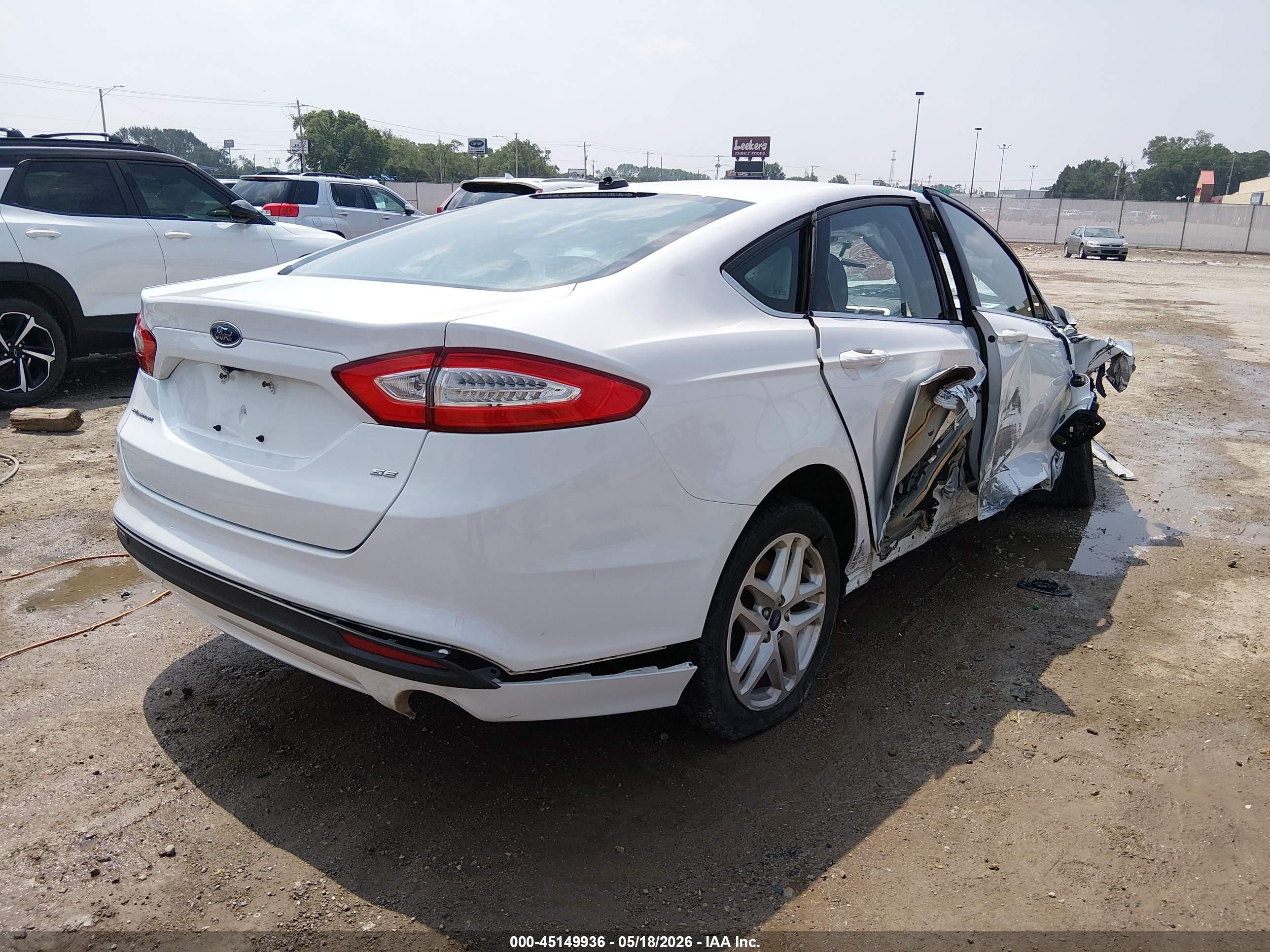 2015 Ford Fusion Se Белый vin: 3FA6P0H78FR231640