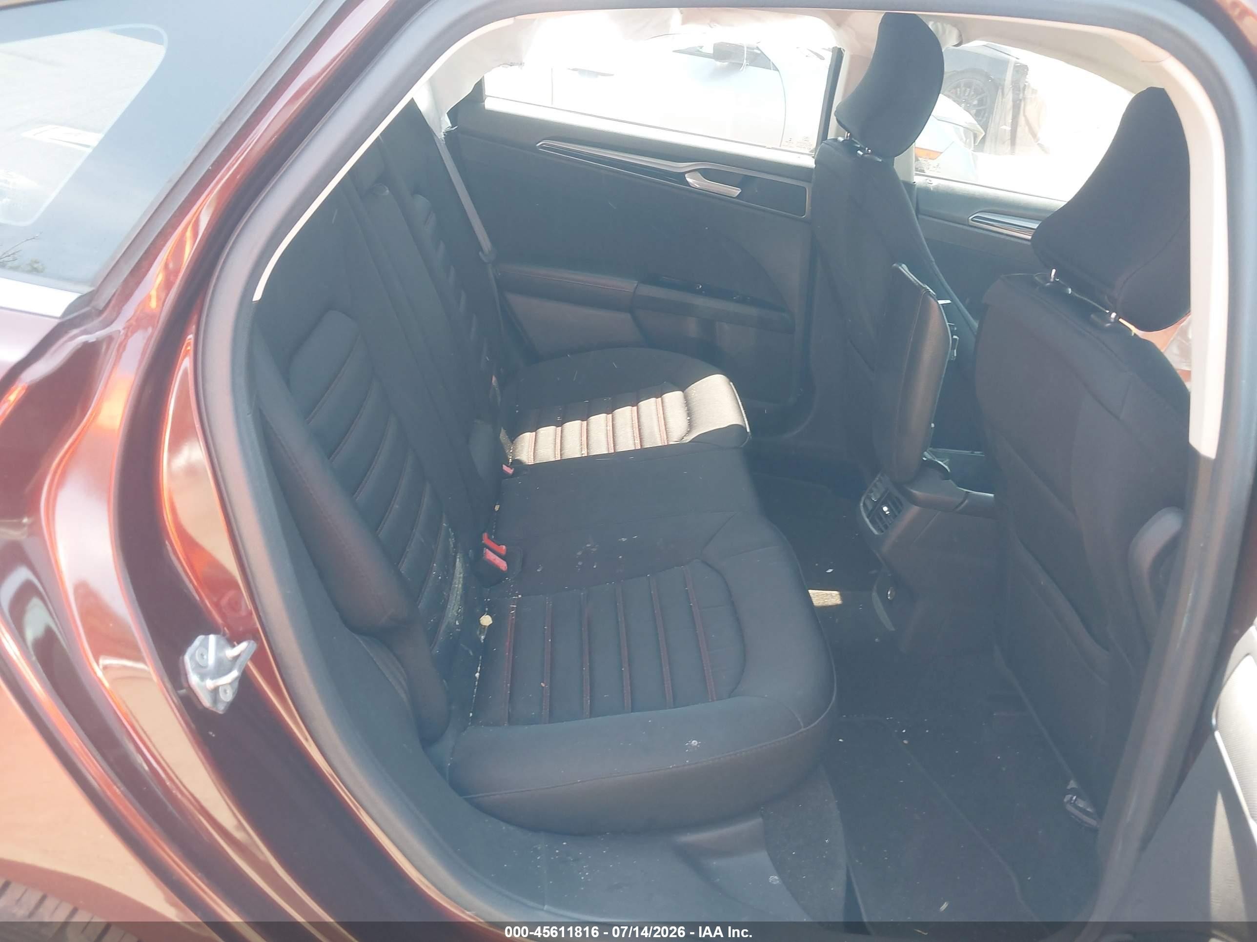 2015 Ford Fusion Se Burgundy vin: 3FA6P0H78FR237597