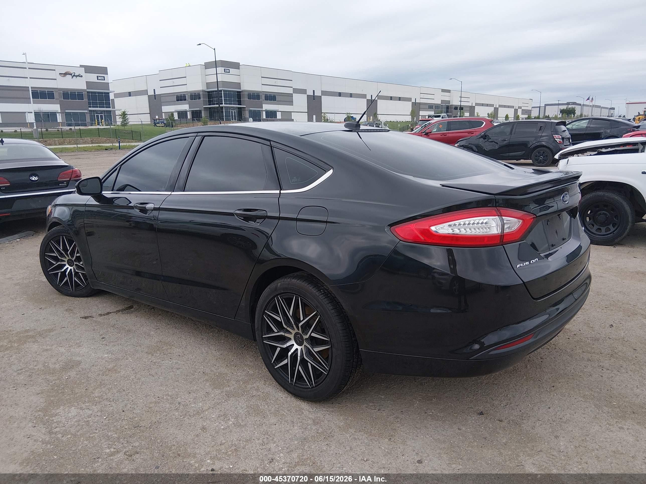 2015 Ford Fusion Se Черный vin: 3FA6P0H78FR239267