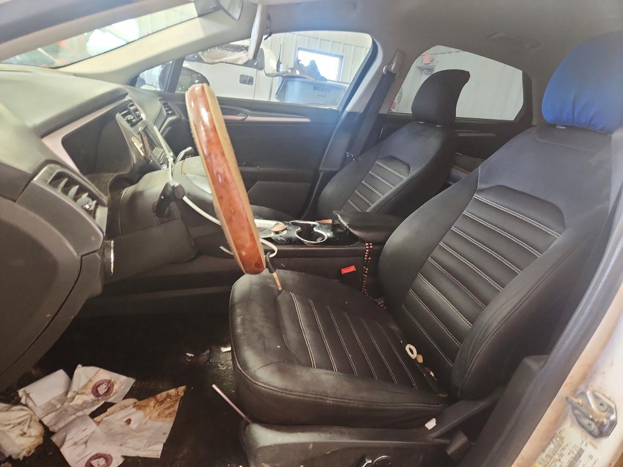 2015 Ford Fusion Se White vin: 3FA6P0H78FR265156