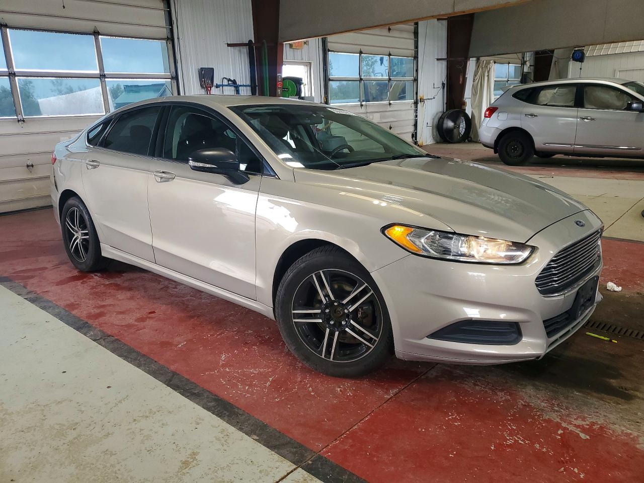 2015 Ford Fusion Se Кремовый vin: 3FA6P0H78FR290297