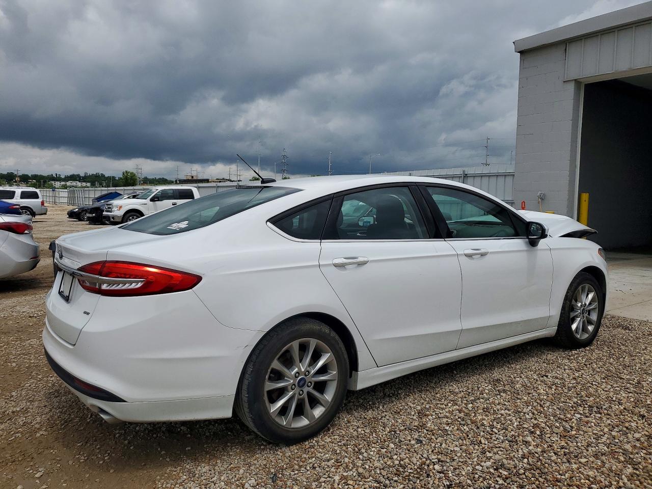 2017 Ford Fusion Se White vin: 3FA6P0H78HR168302
