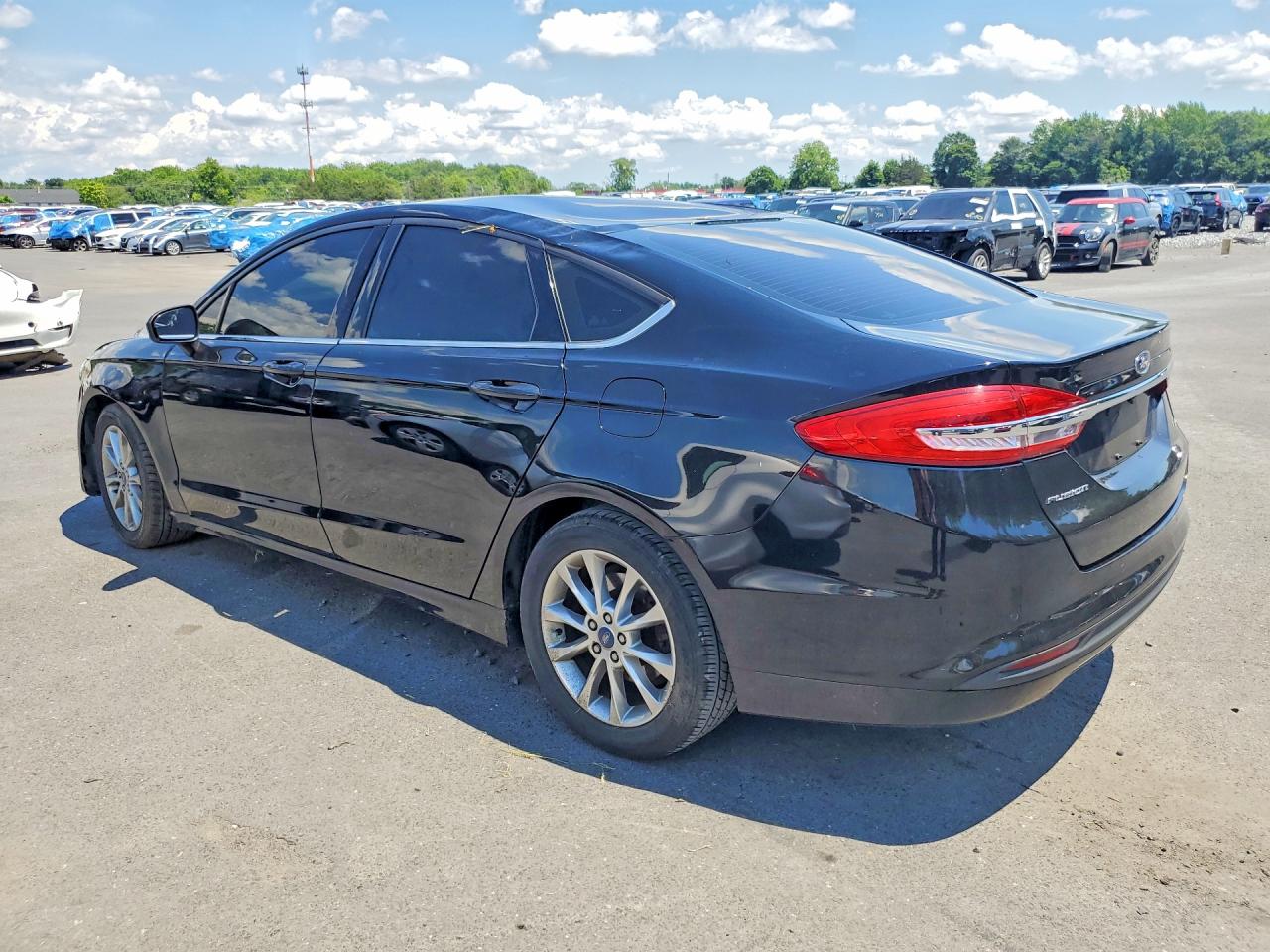 2017 Ford Fusion Se Black vin: 3FA6P0H78HR226022