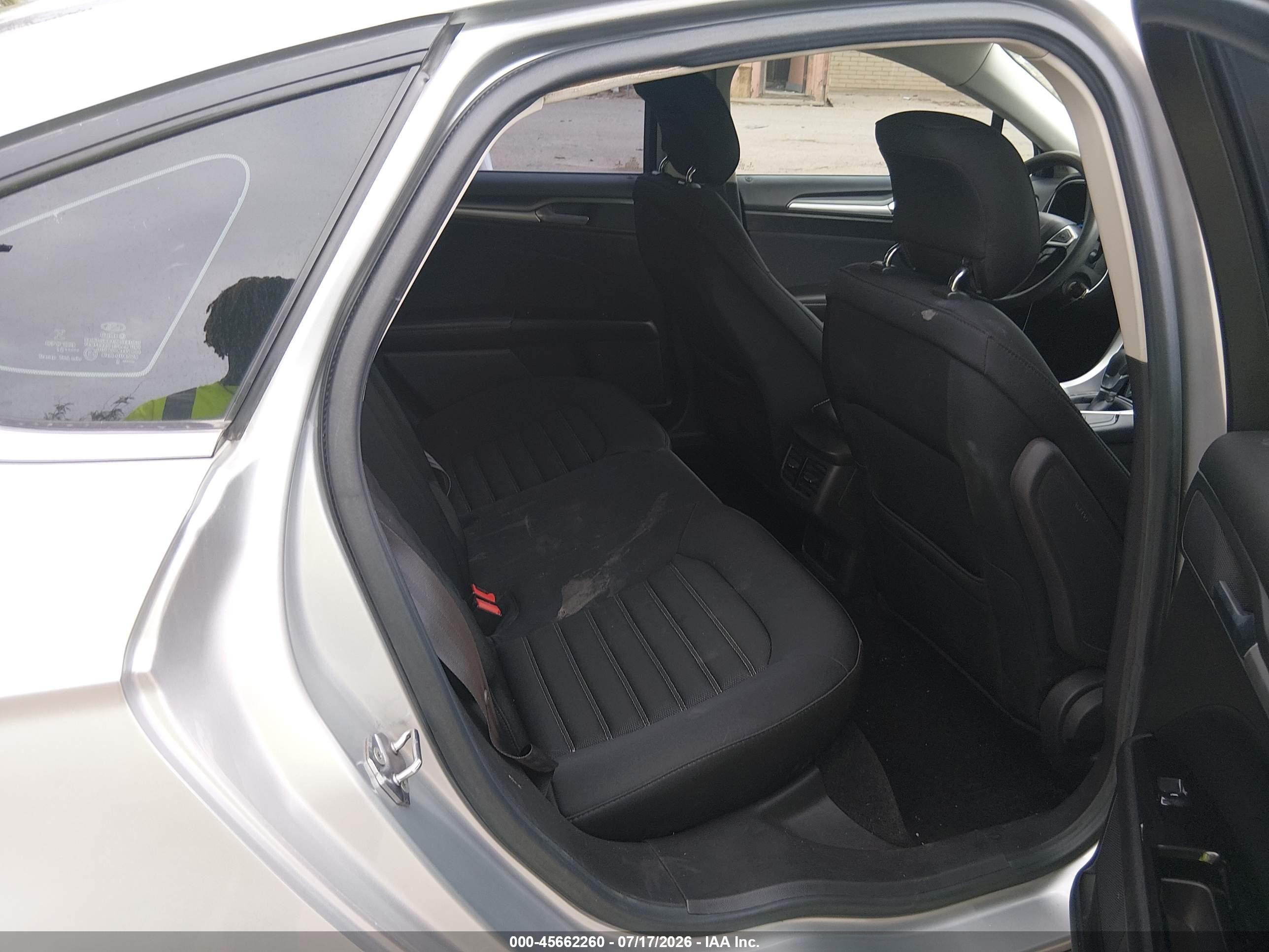2013 Ford Fusion Se Silver vin: 3FA6P0H79DR126831