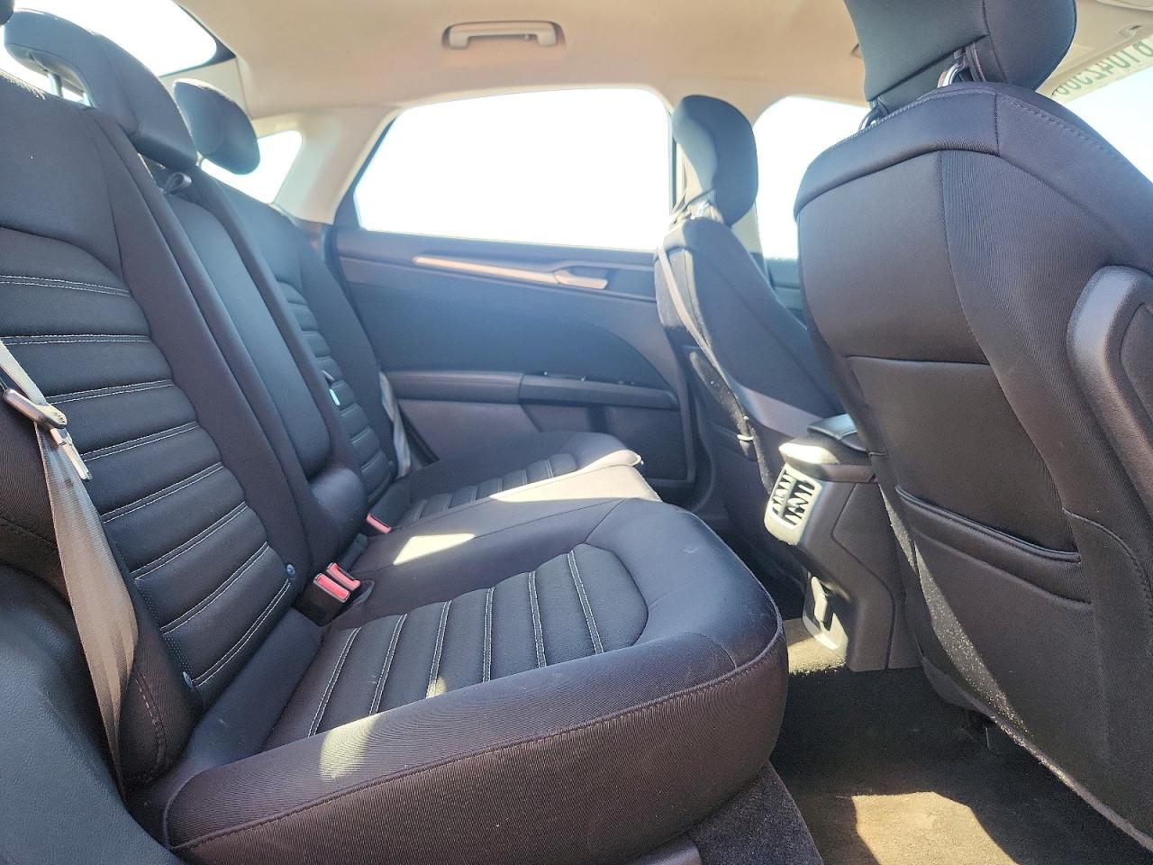 2013 Ford Fusion Se Green vin: 3FA6P0H79DR203925