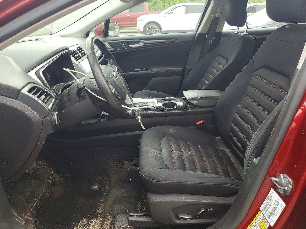 2013 Ford Fusion Se Red vin: 3FA6P0H79DR341402