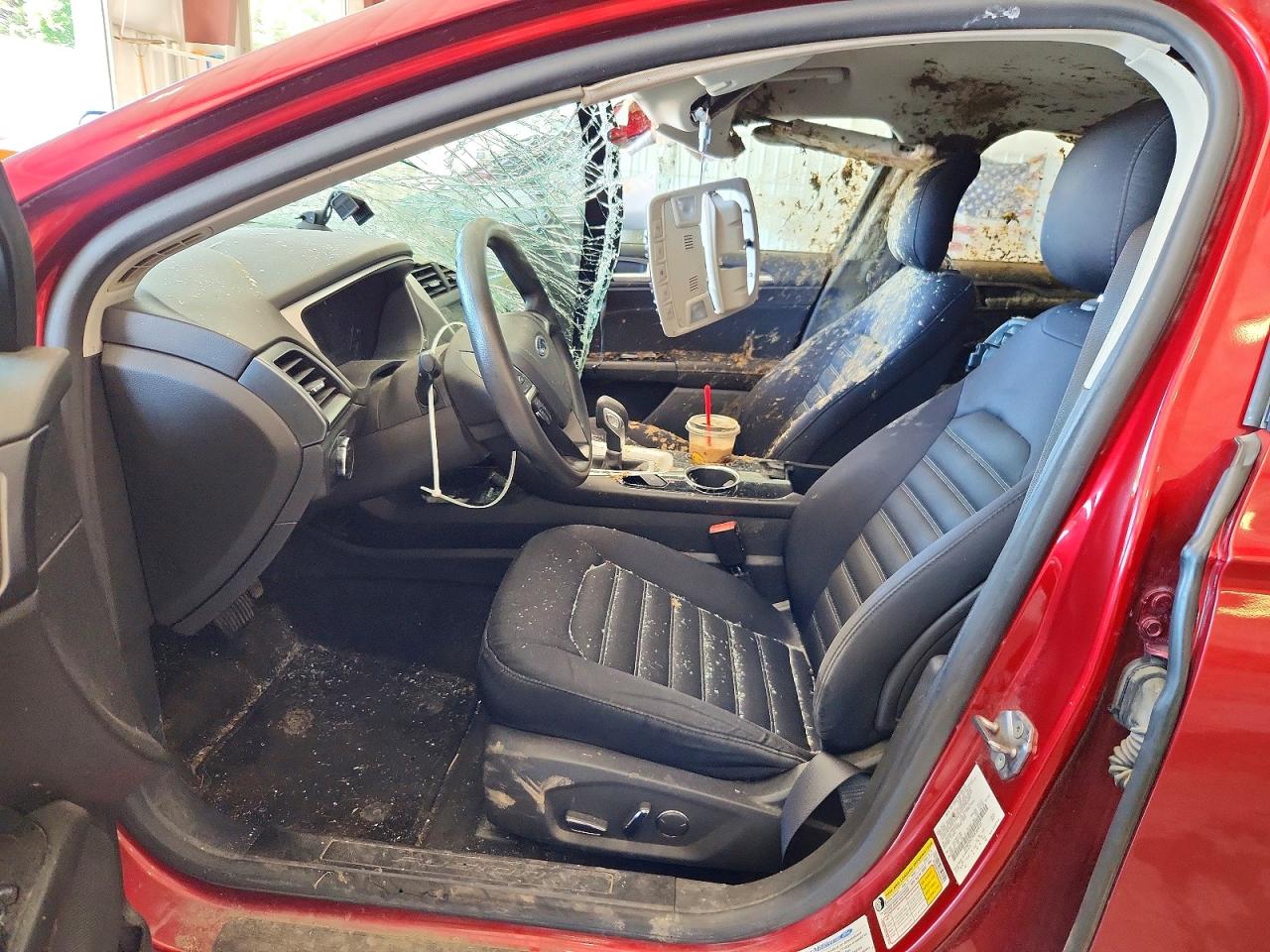 2013 Ford Fusion Se Red vin: 3FA6P0H79DR369751