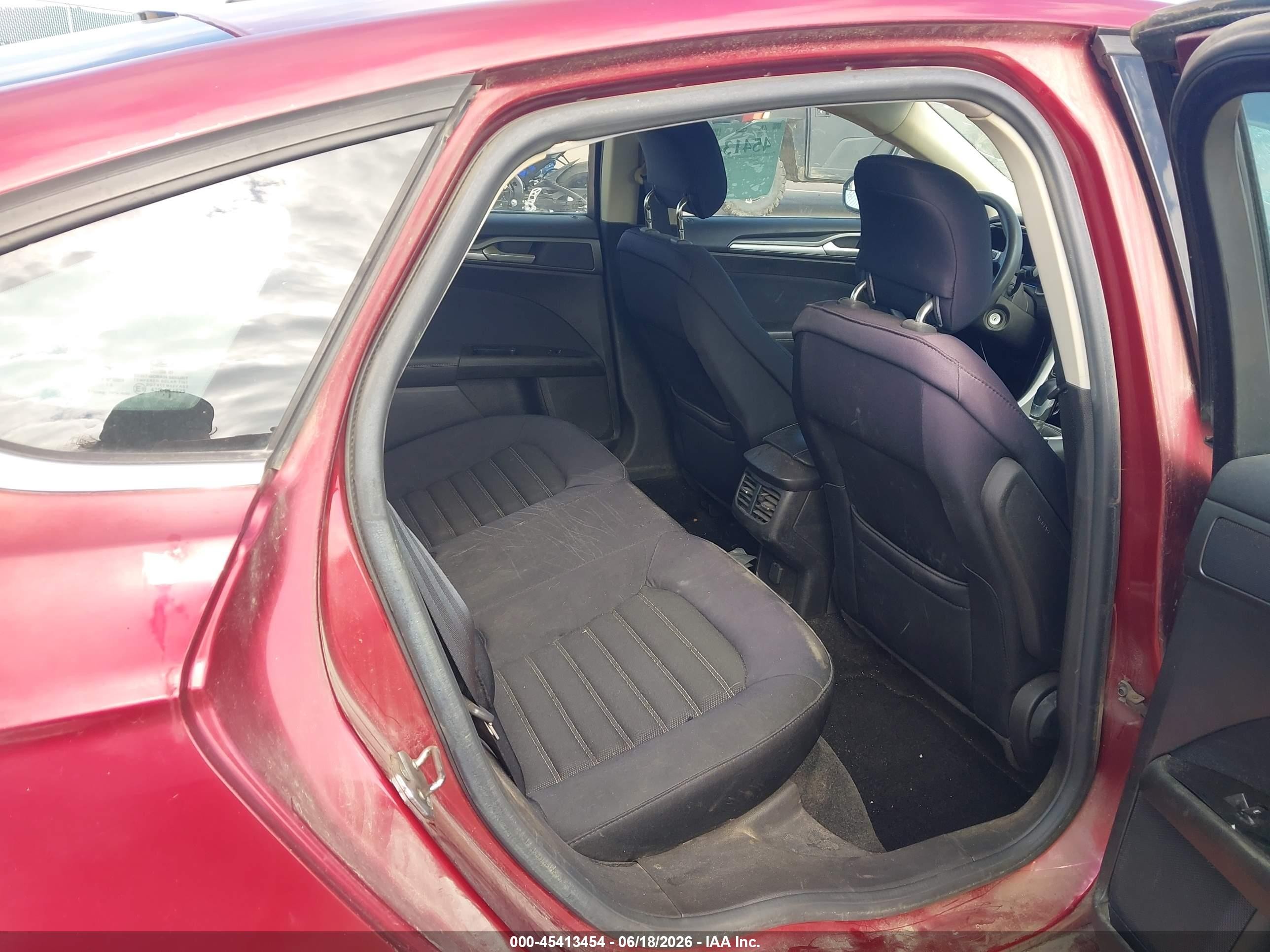 2013 Ford Fusion Se Red vin: 3FA6P0H79DR379292