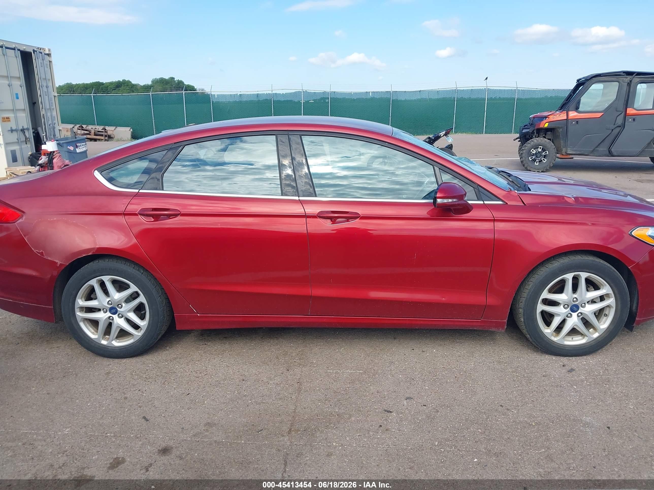 2013 Ford Fusion Se Red vin: 3FA6P0H79DR379292