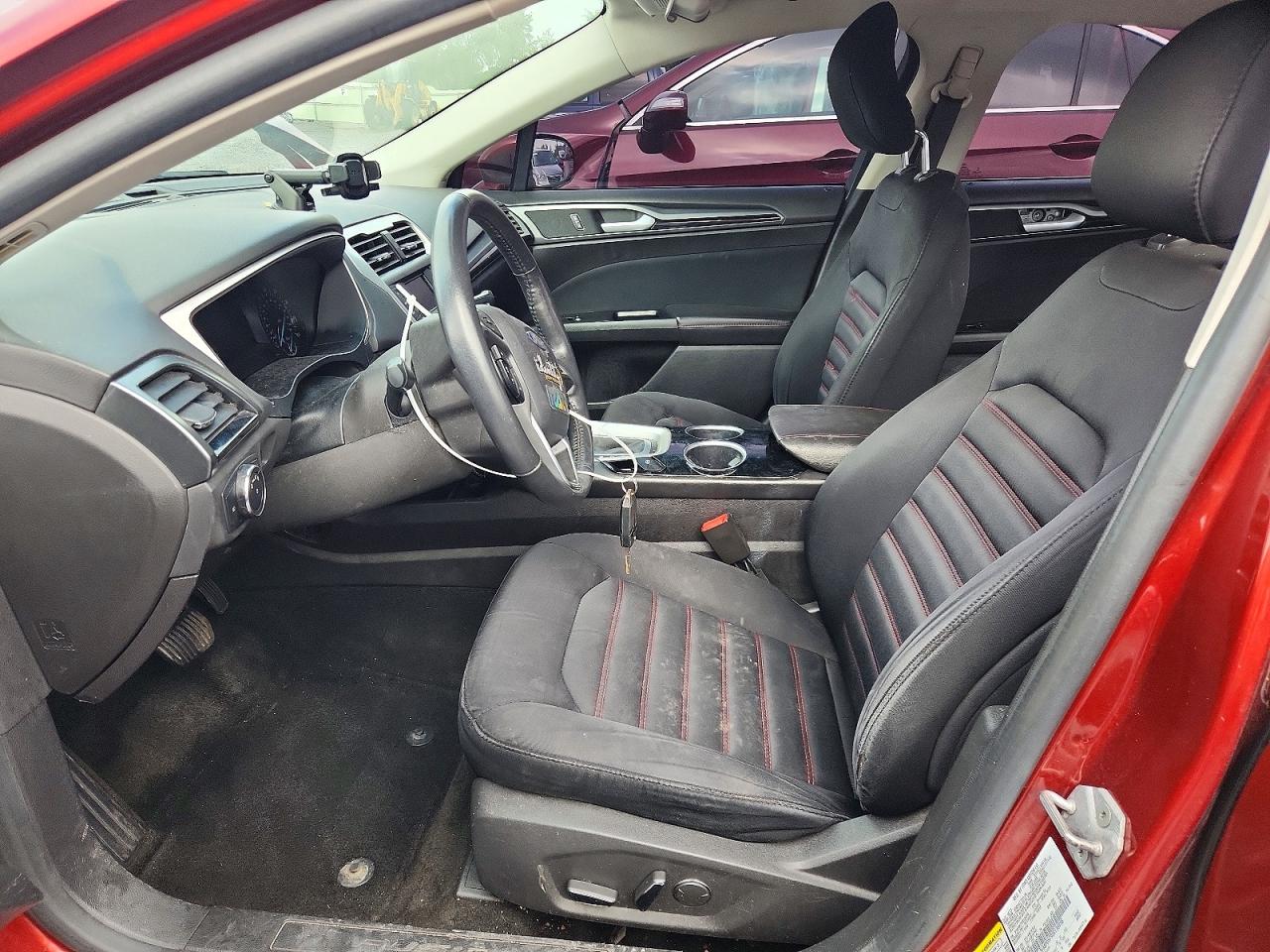 2014 Ford Fusion Se Red vin: 3FA6P0H79ER126958