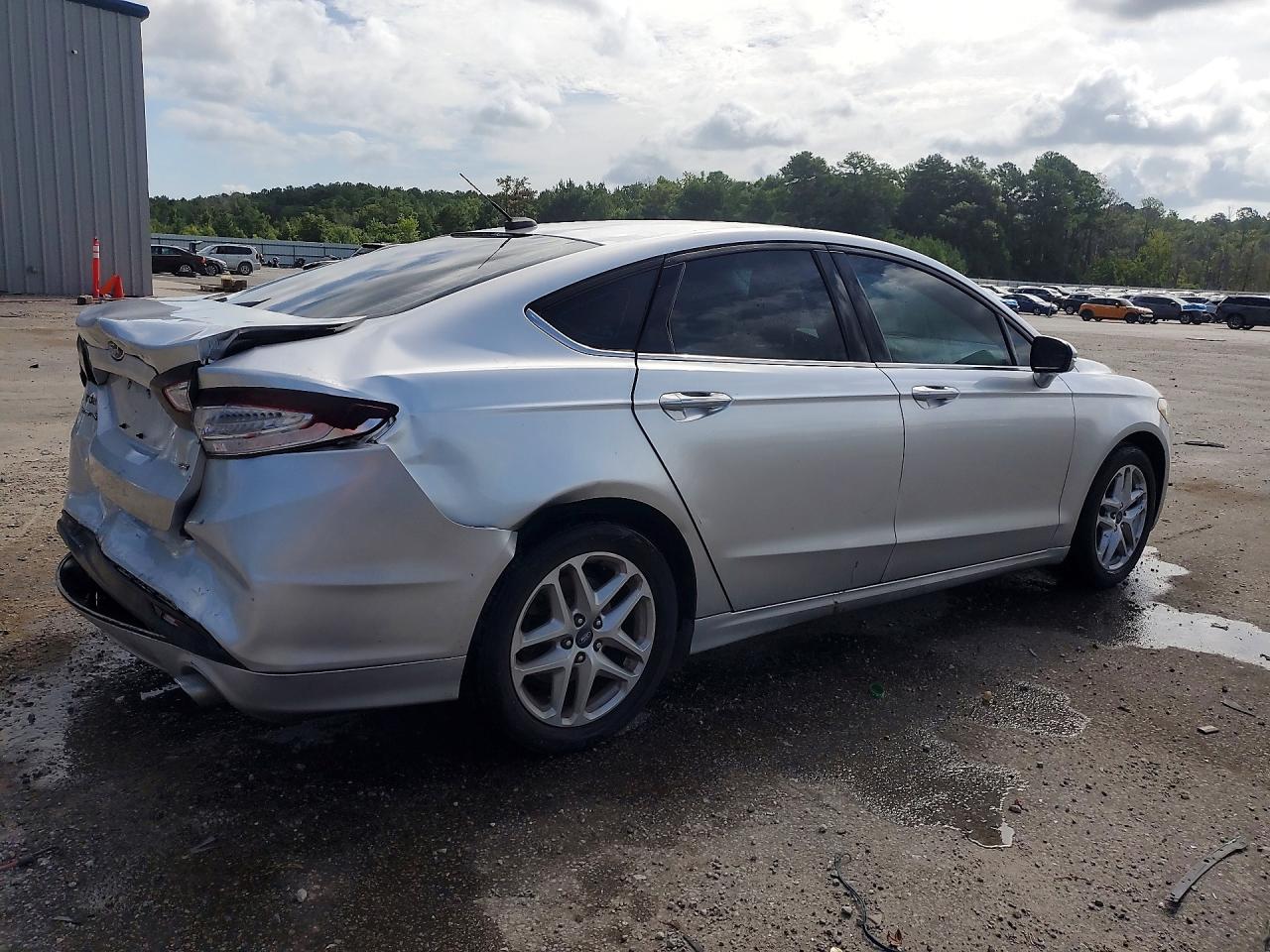 2014 Ford Fusion Se Silver vin: 3FA6P0H79ER165128