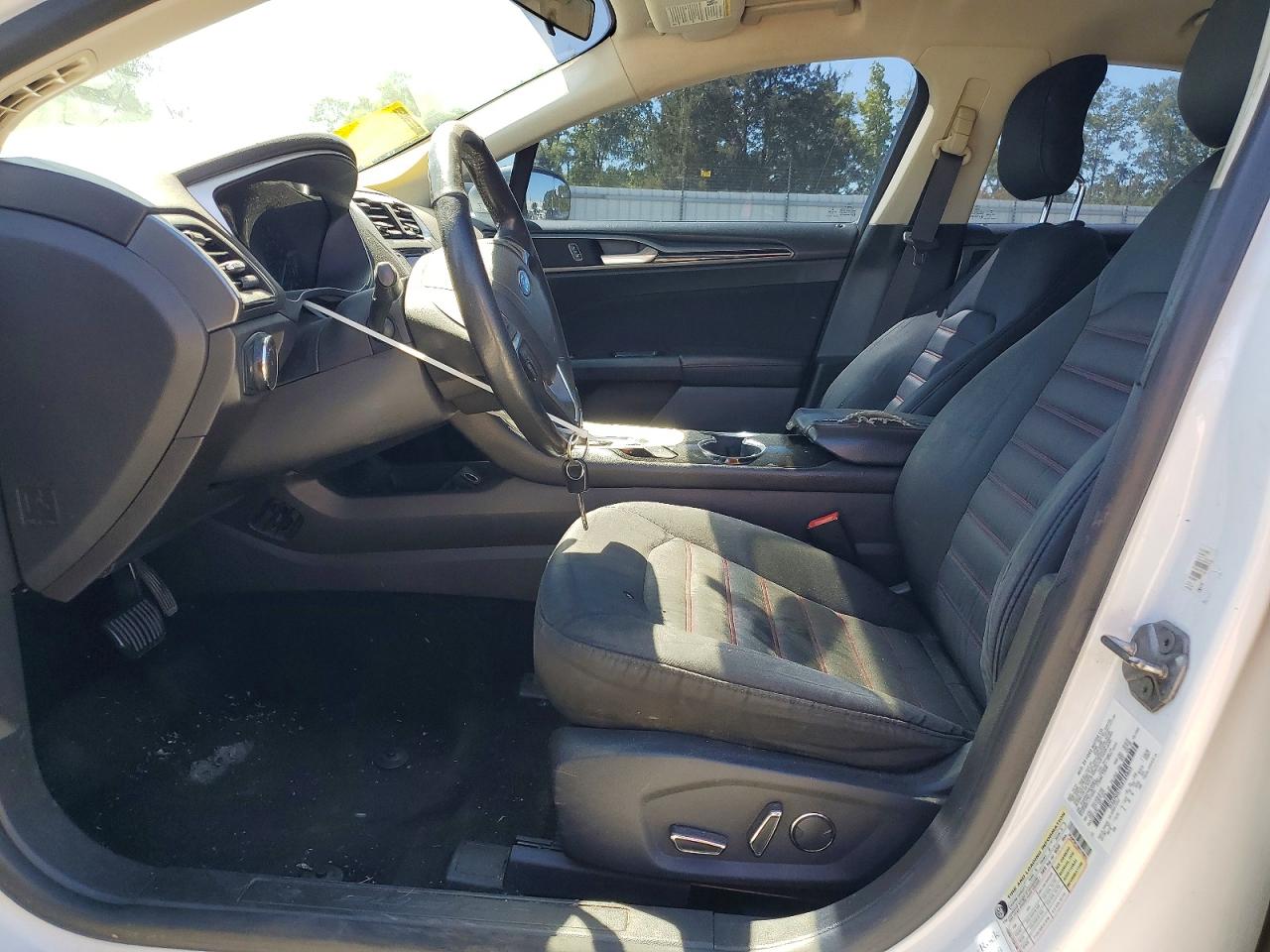 2014 Ford Fusion Se White vin: 3FA6P0H79ER189803
