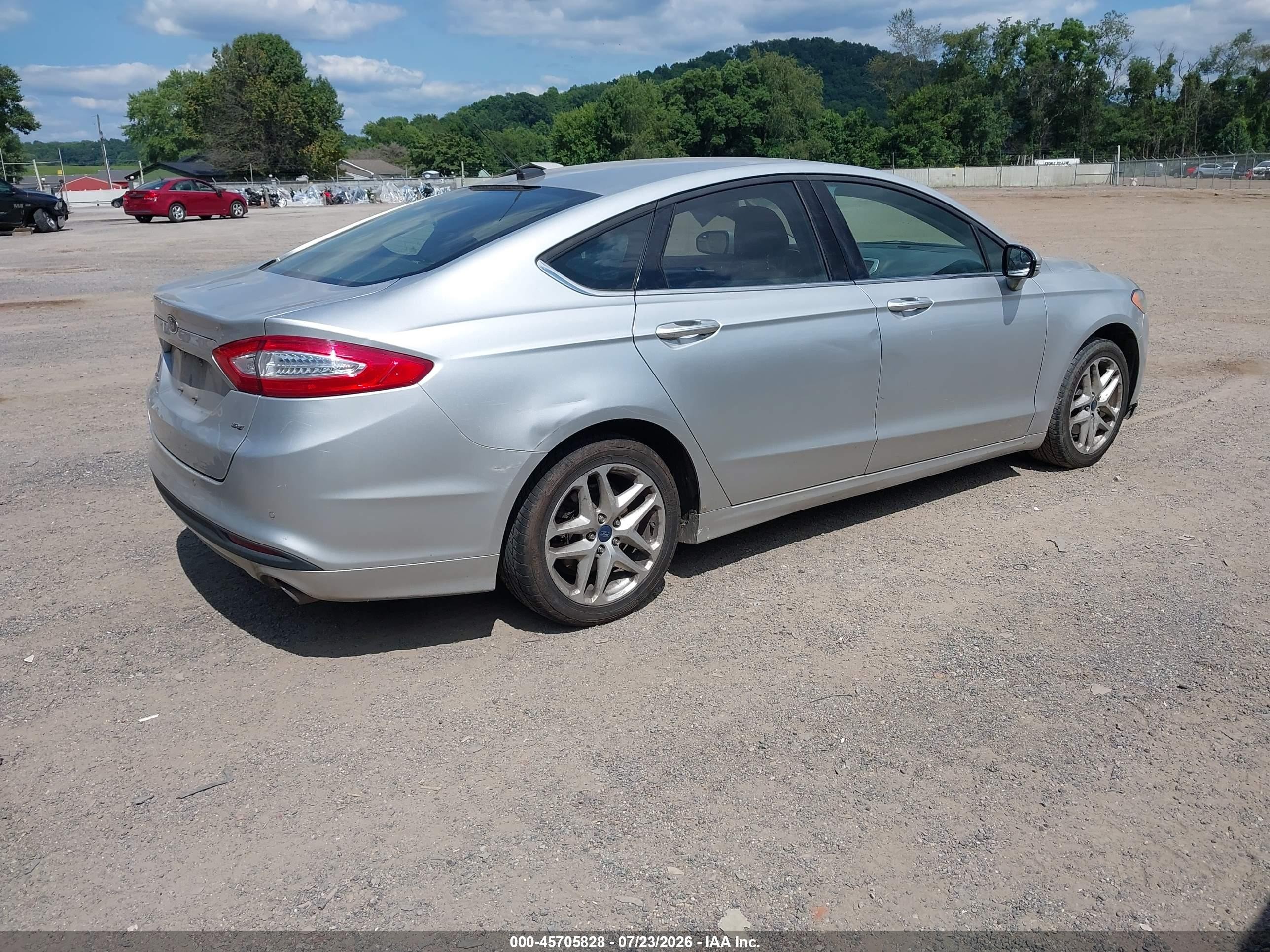 2014 Ford Fusion Se Silver vin: 3FA6P0H79ER196332