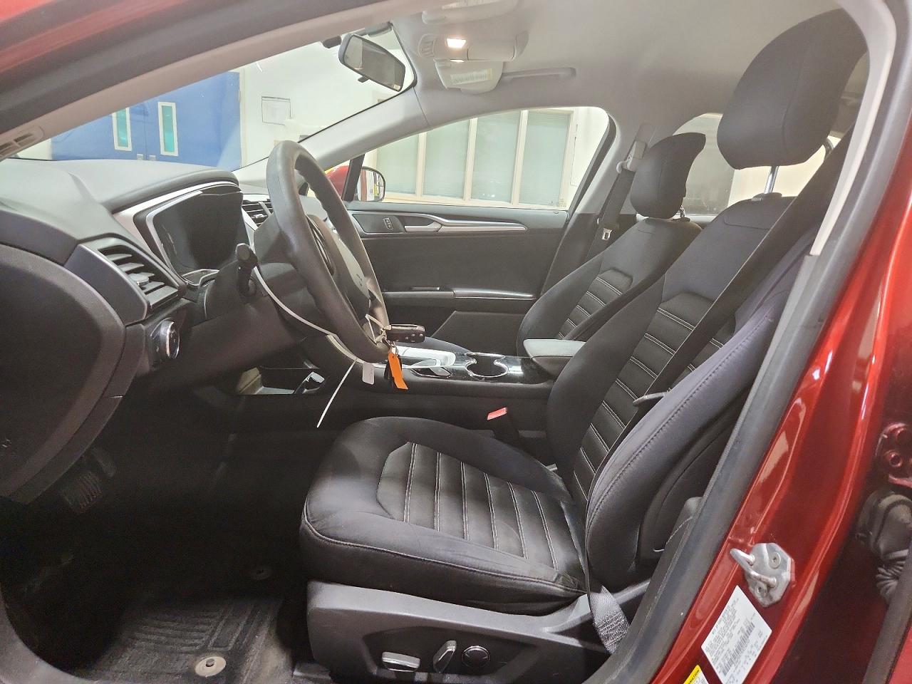 2014 Ford Fusion Se Бордовый vin: 3FA6P0H79ER250745