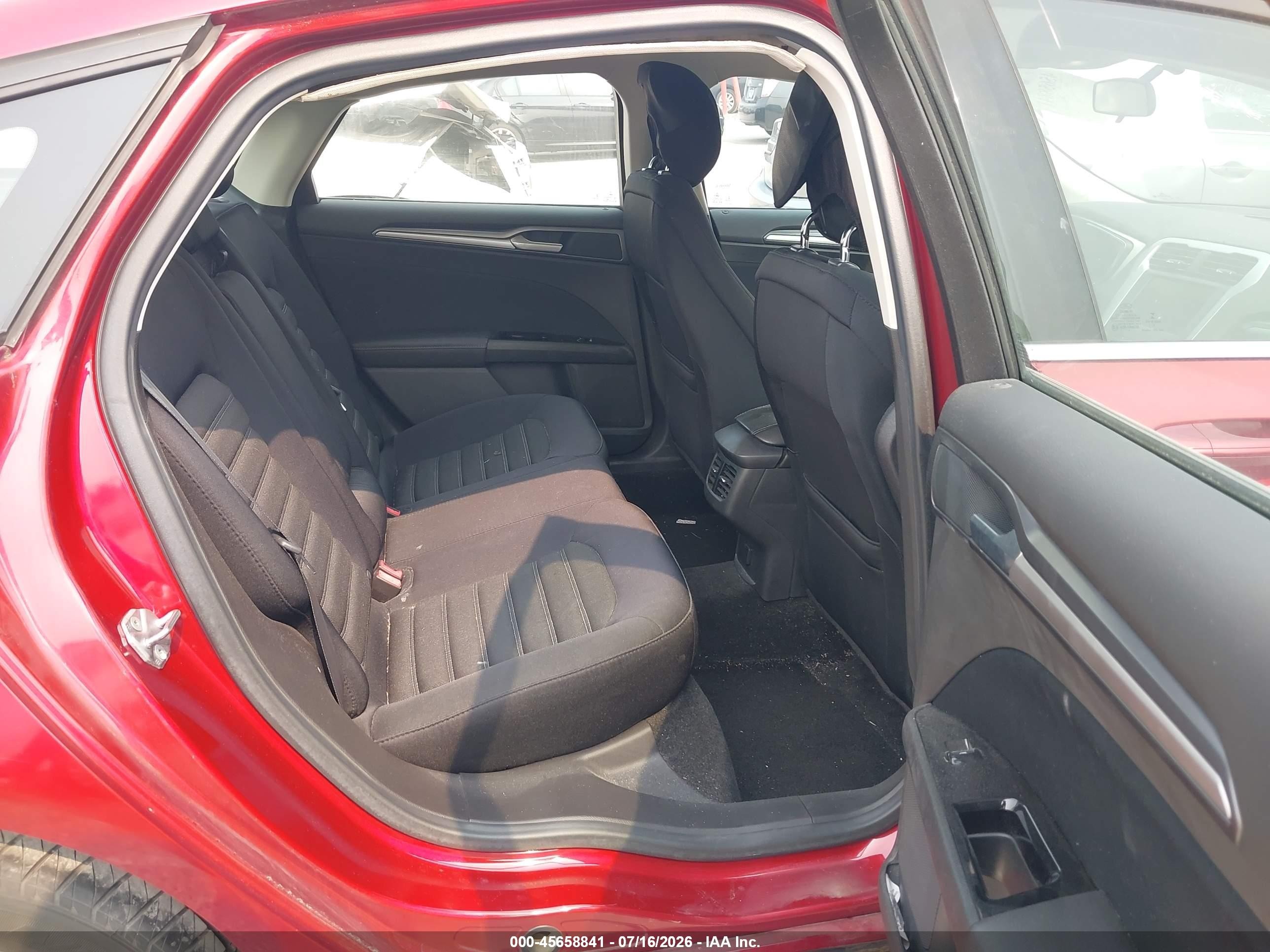 2014 Ford Fusion Se Red vin: 3FA6P0H79ER387667