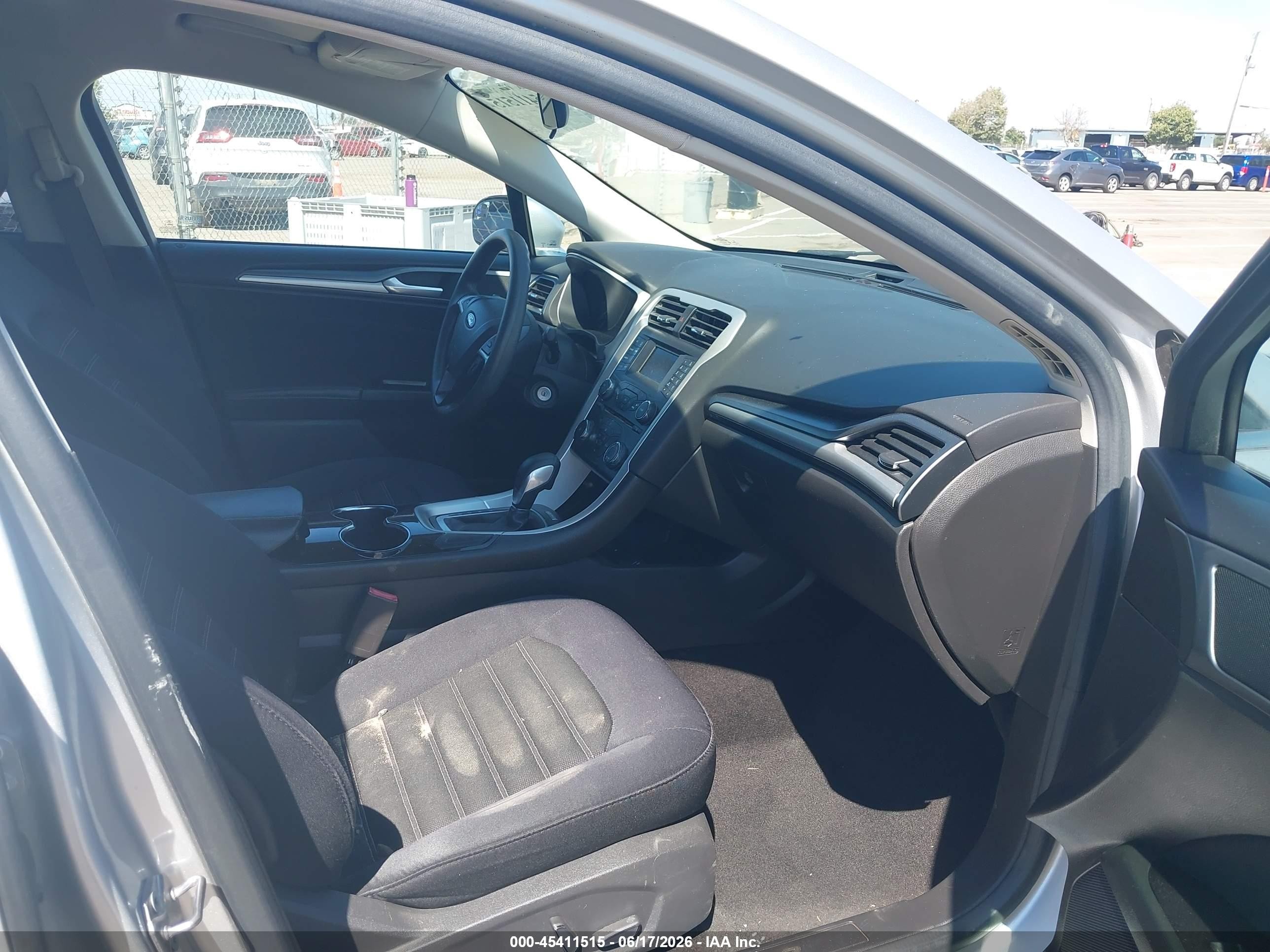 2015 Ford Fusion Se Gray vin: 3FA6P0H79FR105870