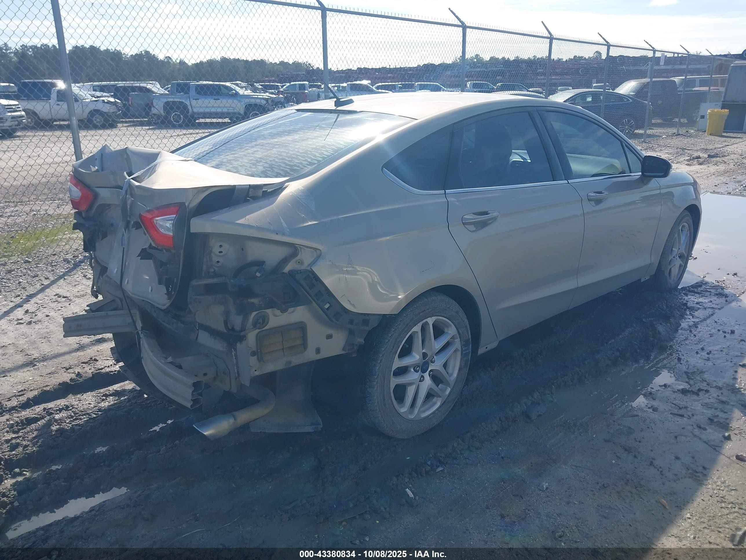2015 Ford Fusion Se Gold vin: 3FA6P0H79FR123186