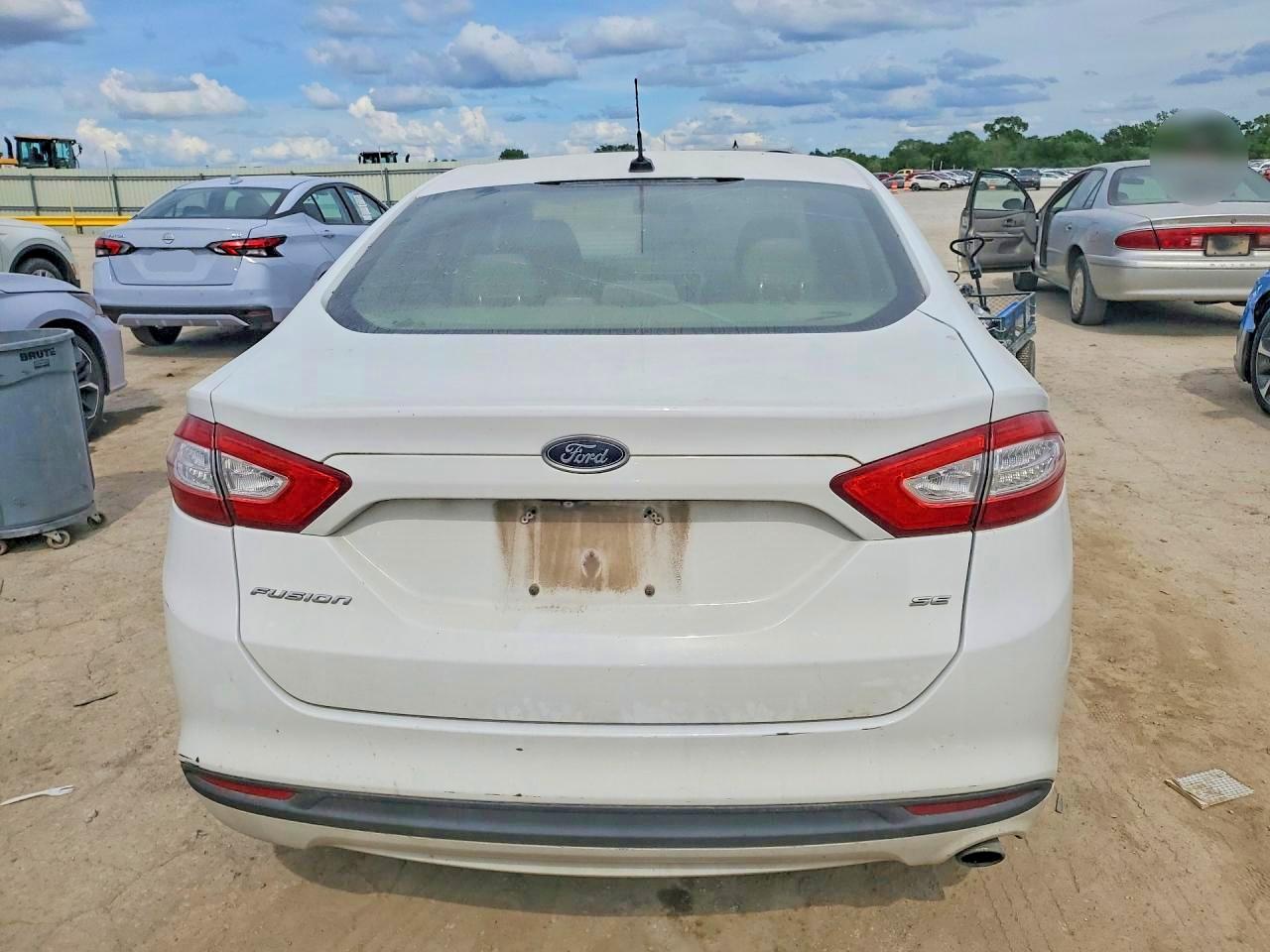 2015 Ford Fusion Se White vin: 3FA6P0H79FR136875