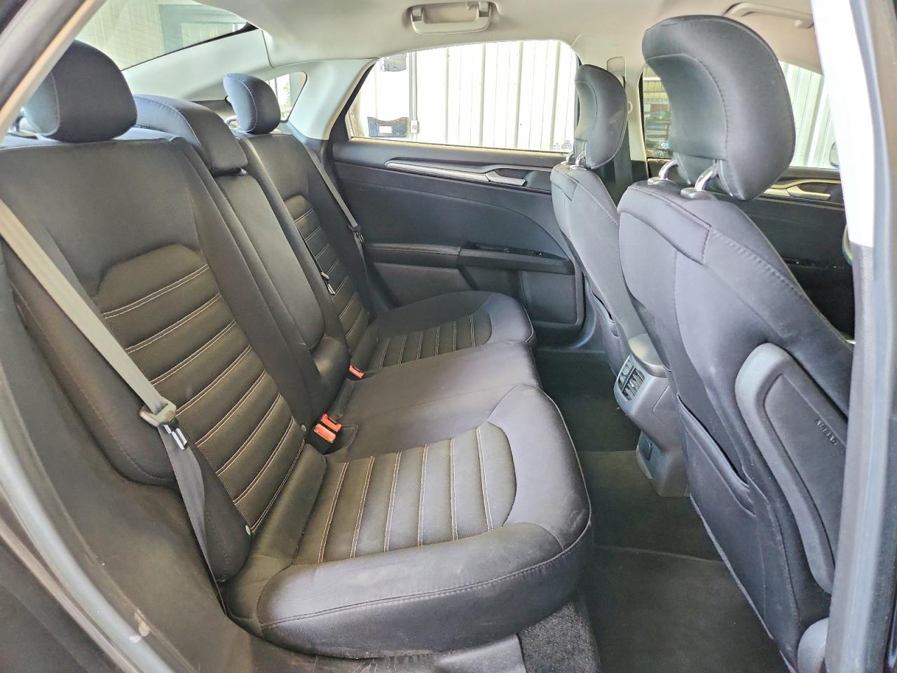 2015 Ford Fusion Se Gray vin: 3FA6P0H79FR159525