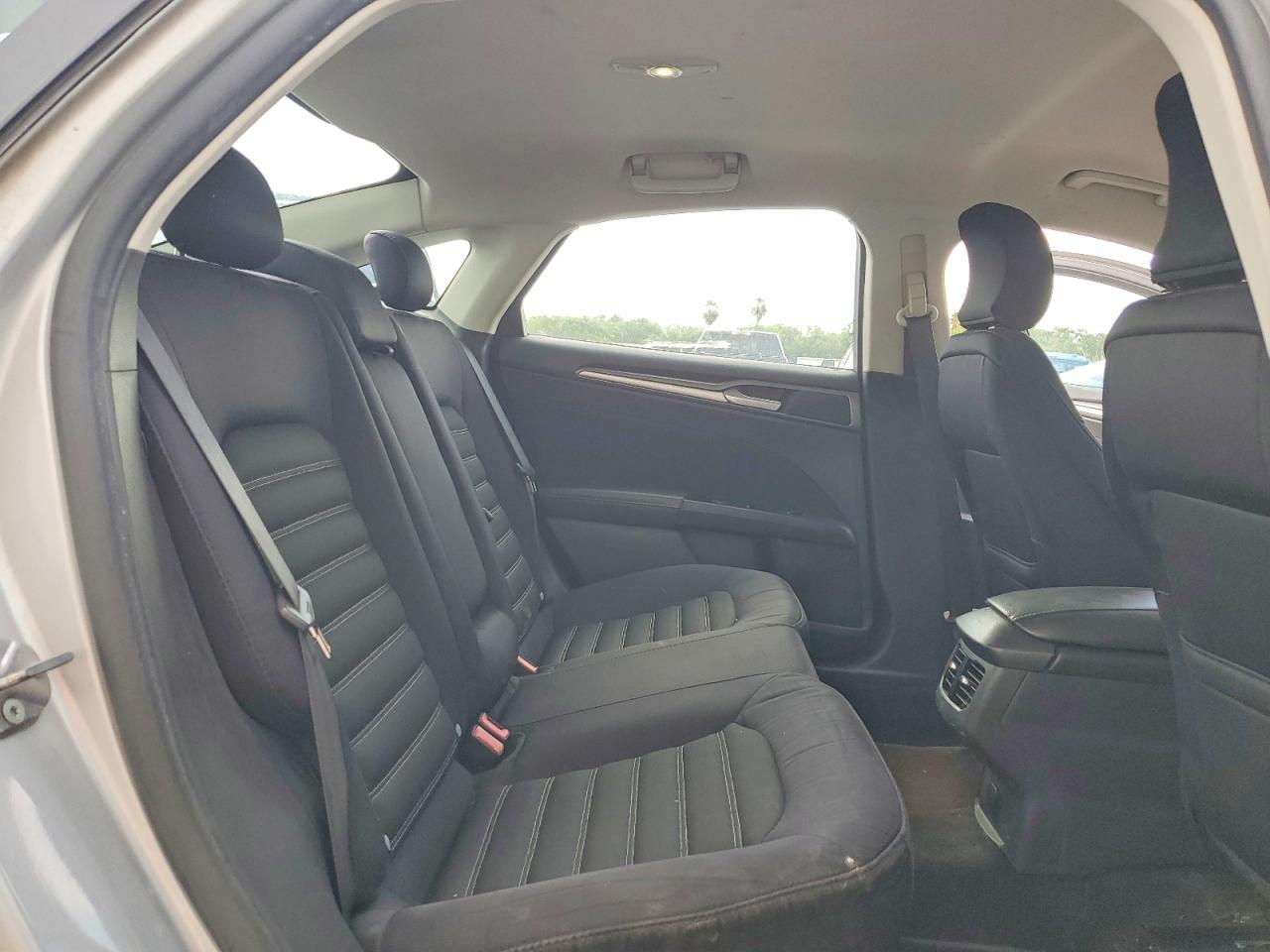 2015 Ford Fusion Se Silver vin: 3FA6P0H79FR170850