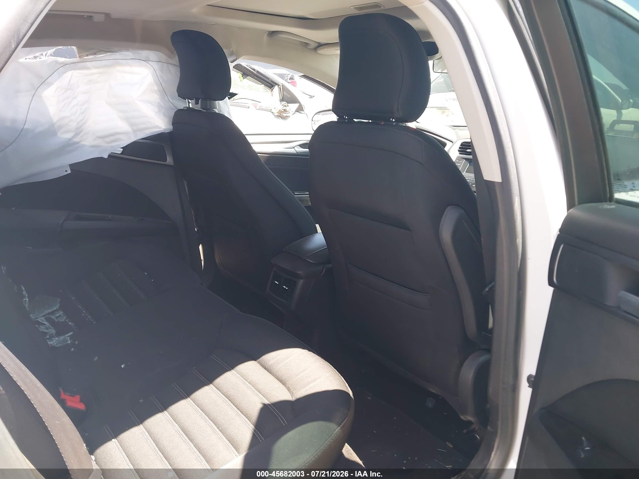 2015 Ford Fusion Se White vin: 3FA6P0H79FR227810