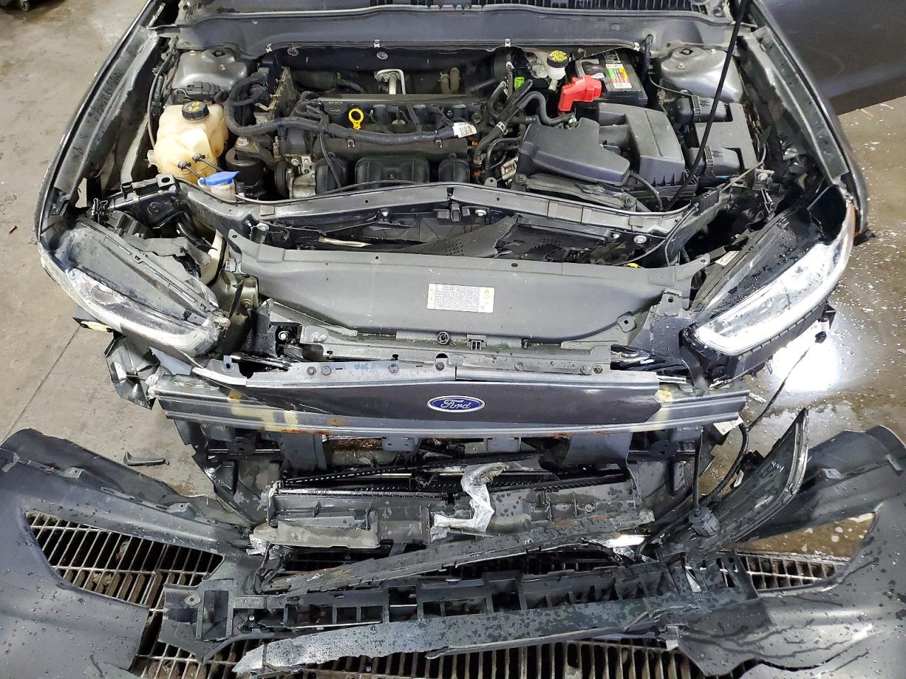 2015 Ford Fusion Se Серый vin: 3FA6P0H79FR280202