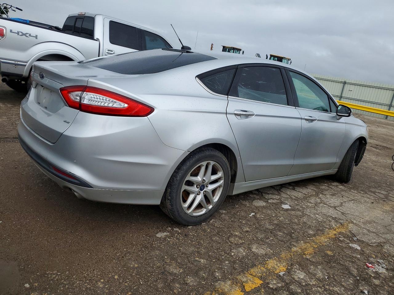 2016 Ford Fusion Se Серебряный vin: 3FA6P0H79GR147926