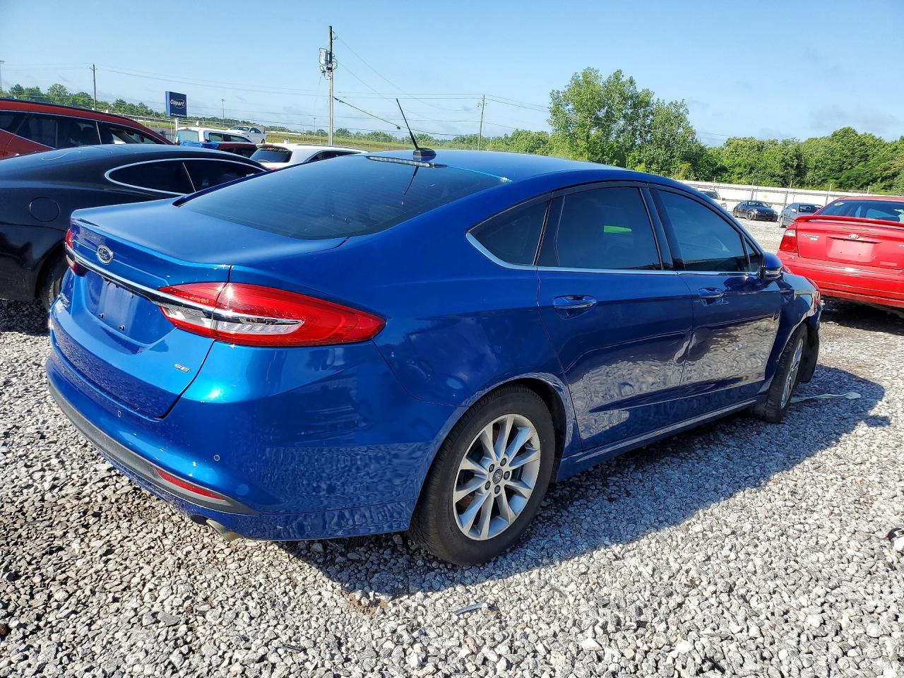 2017 Ford Fusion Se Blue vin: 3FA6P0H79HR237188