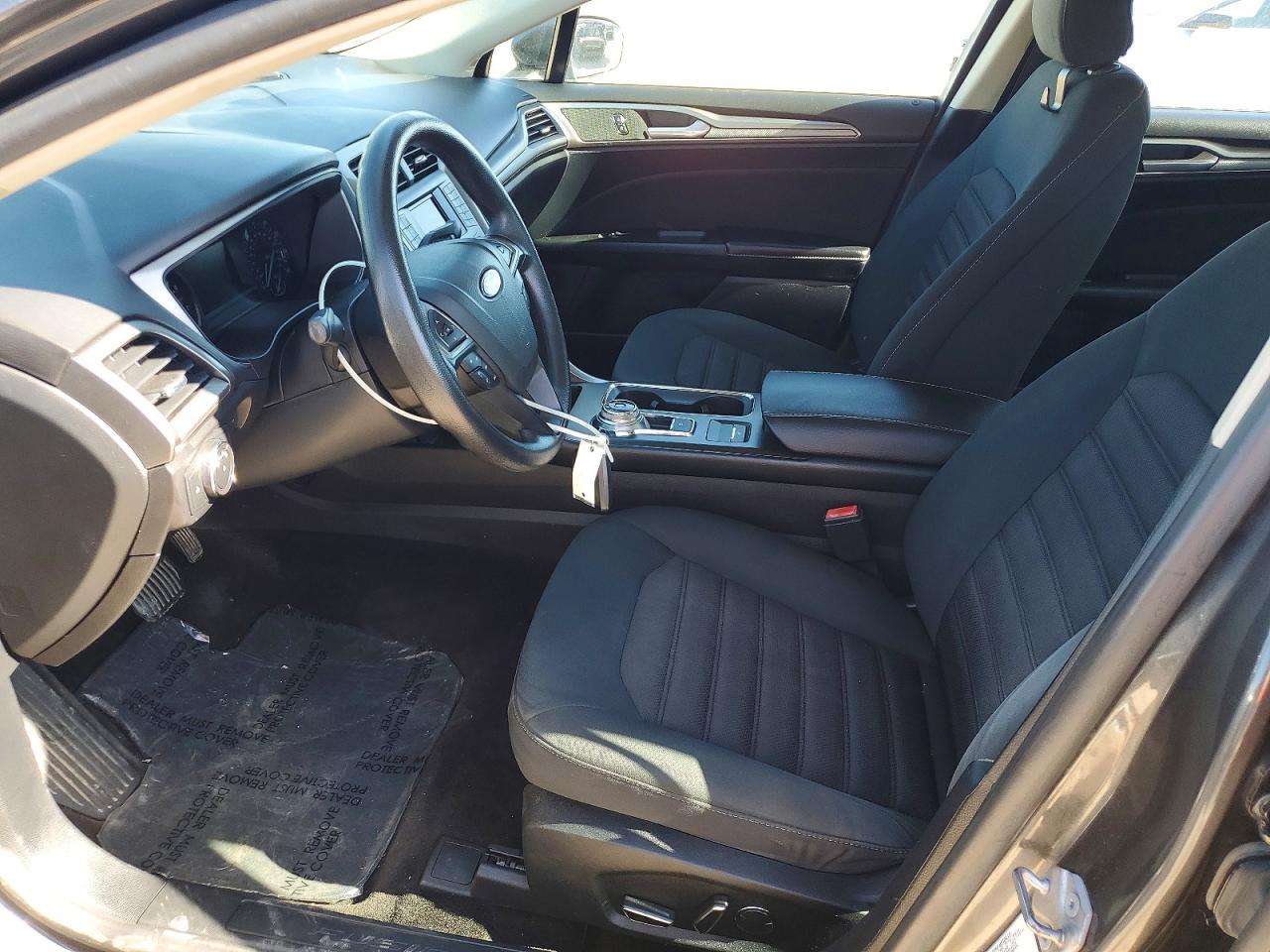 2018 Ford Fusion Se Blue vin: 3FA6P0H79JR140658