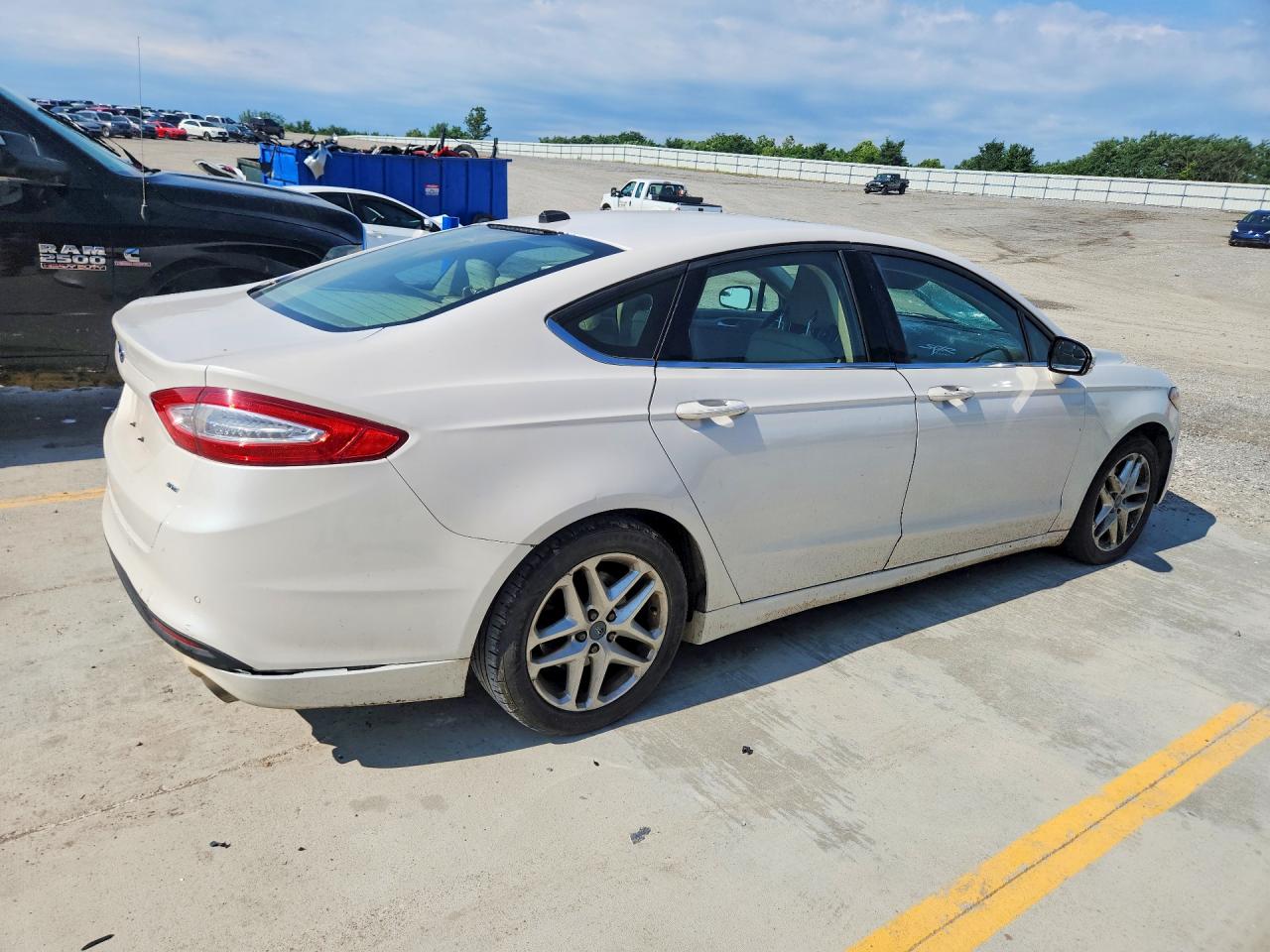 2013 Ford Fusion Se White vin: 3FA6P0H7XDR122383