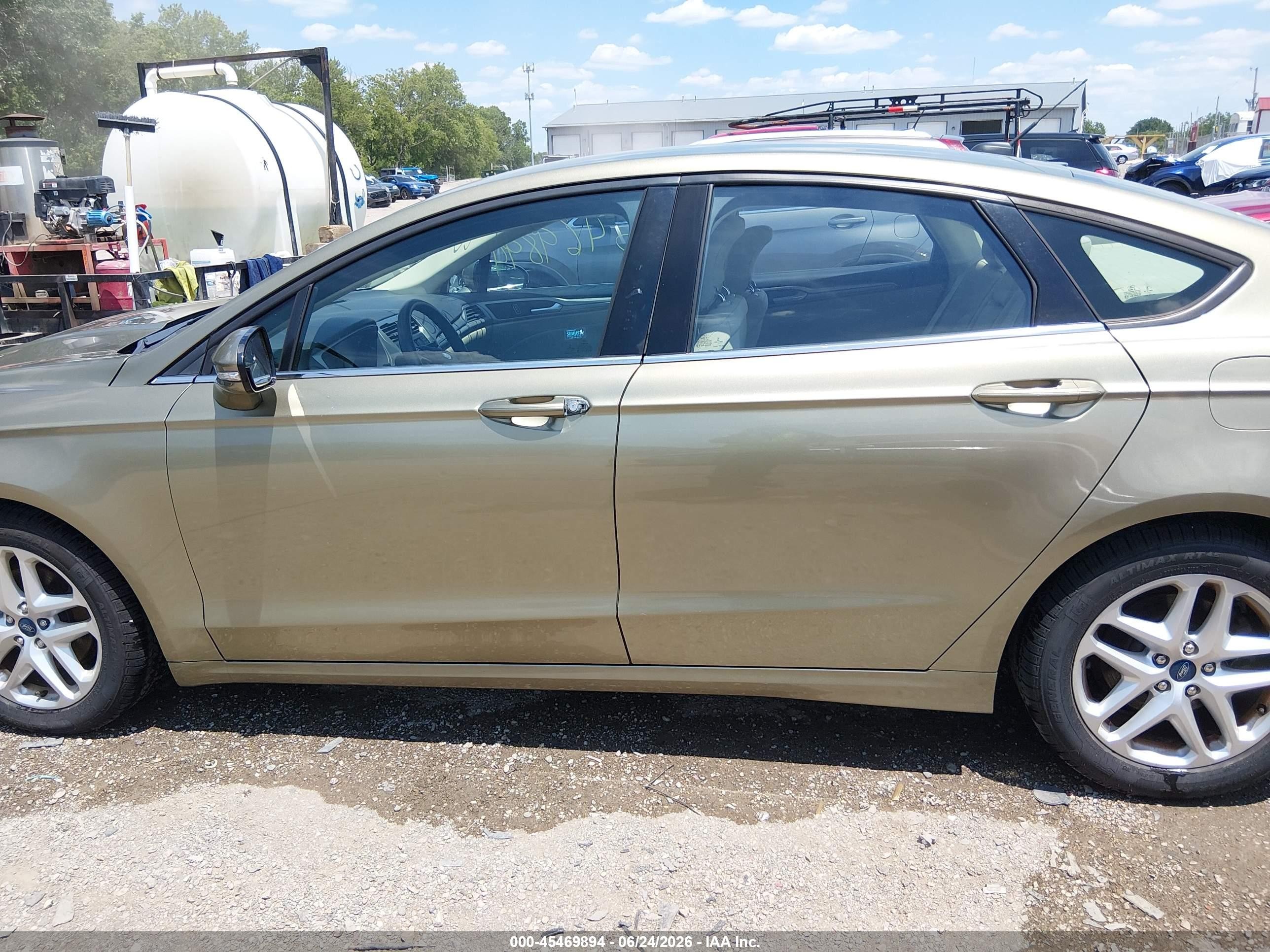 2013 Ford Fusion Se Зеленый vin: 3FA6P0H7XDR147672