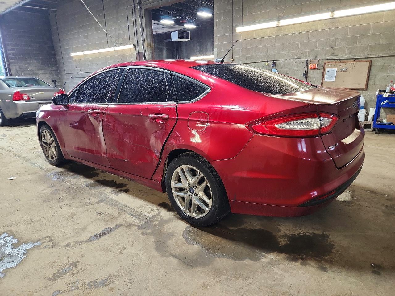 2013 Ford Fusion Se Red vin: 3FA6P0H7XDR168537